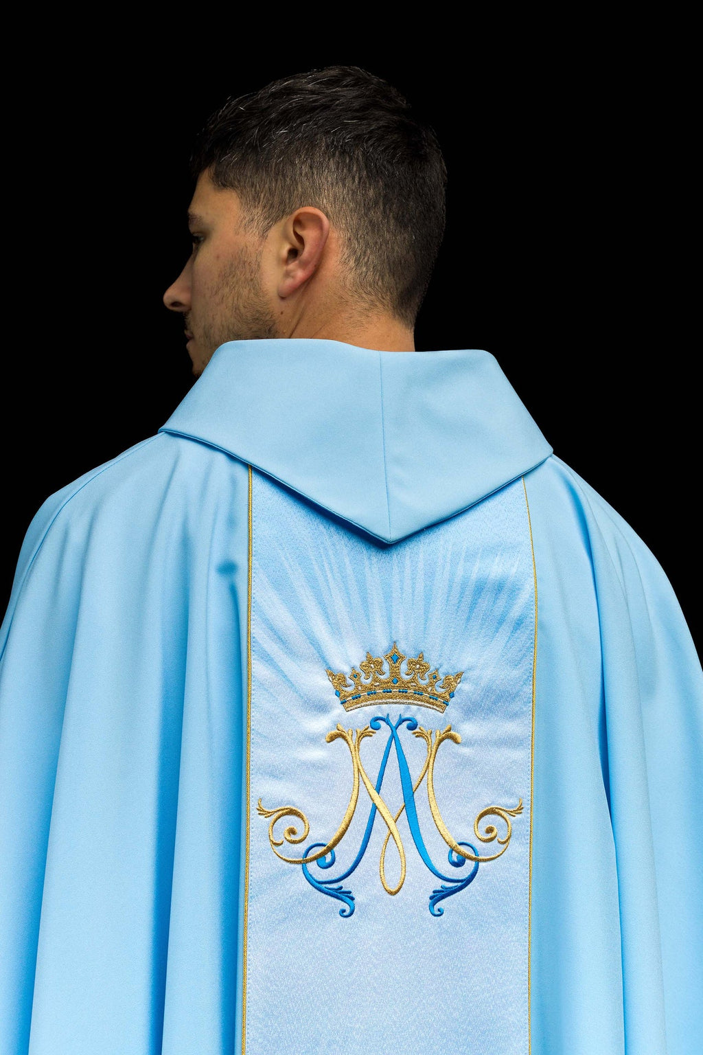 Blue Marian liturgical chasuble with sublimated and embroidered belt