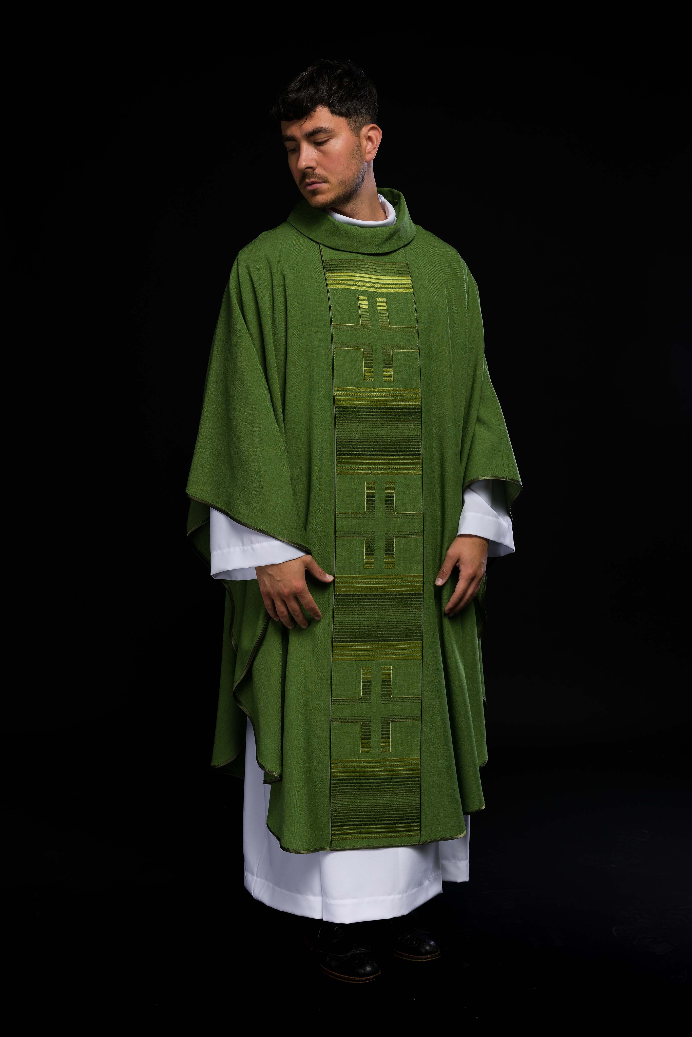 Embroidered chasuble with Crosses in green