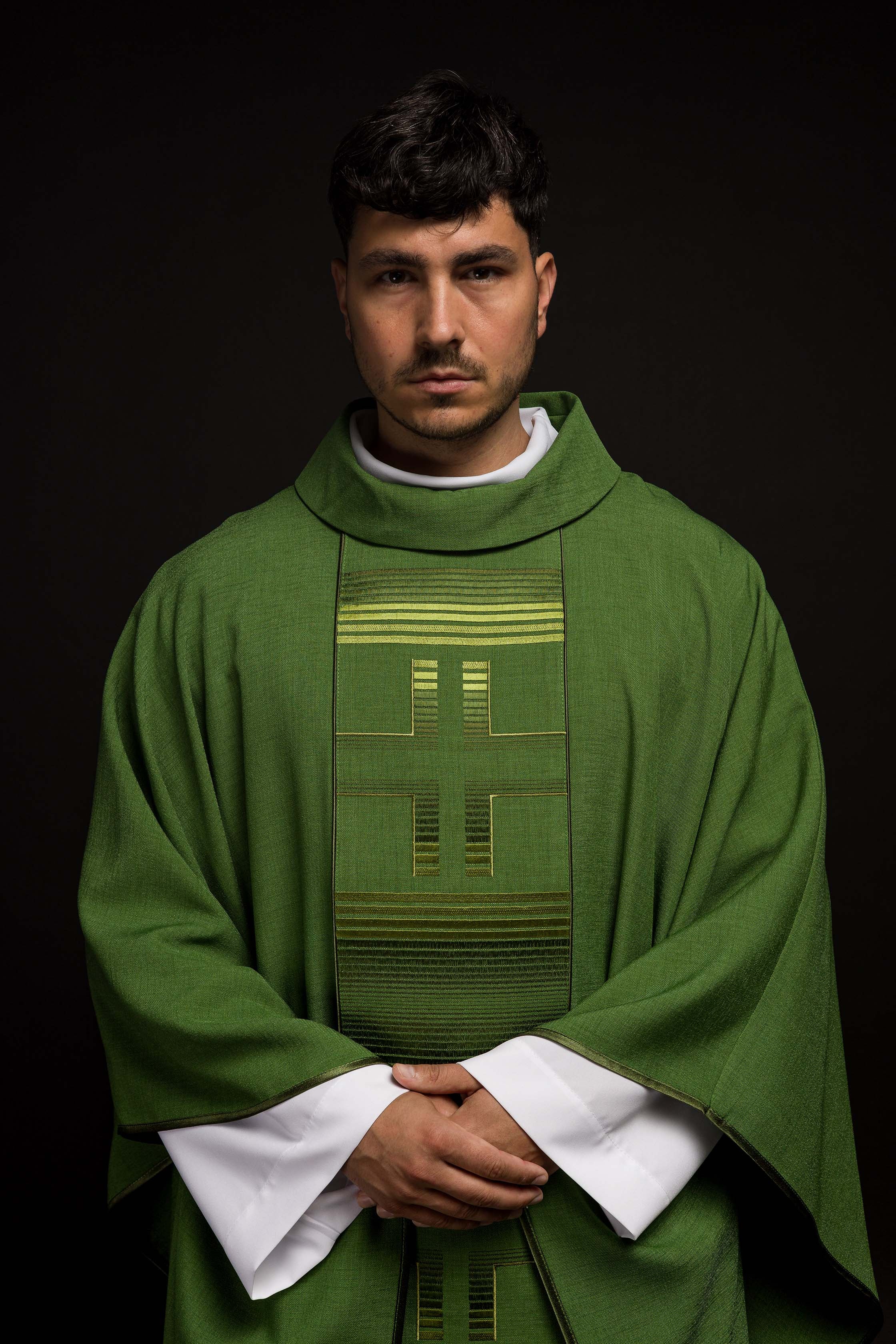 Embroidered chasuble with Crosses in green