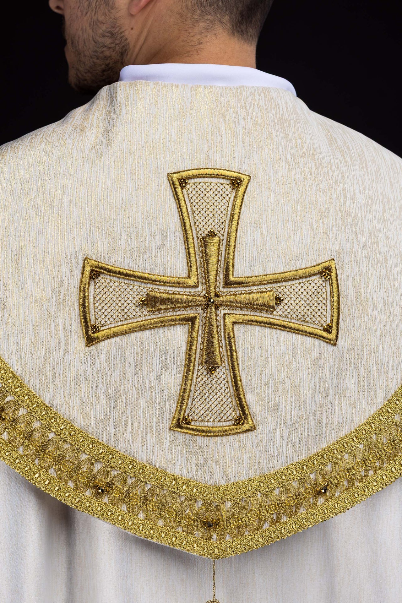 Ręcznie wykonana kapa z naturalnymi kamieniami Handmade 3018 - ORNATY.PL