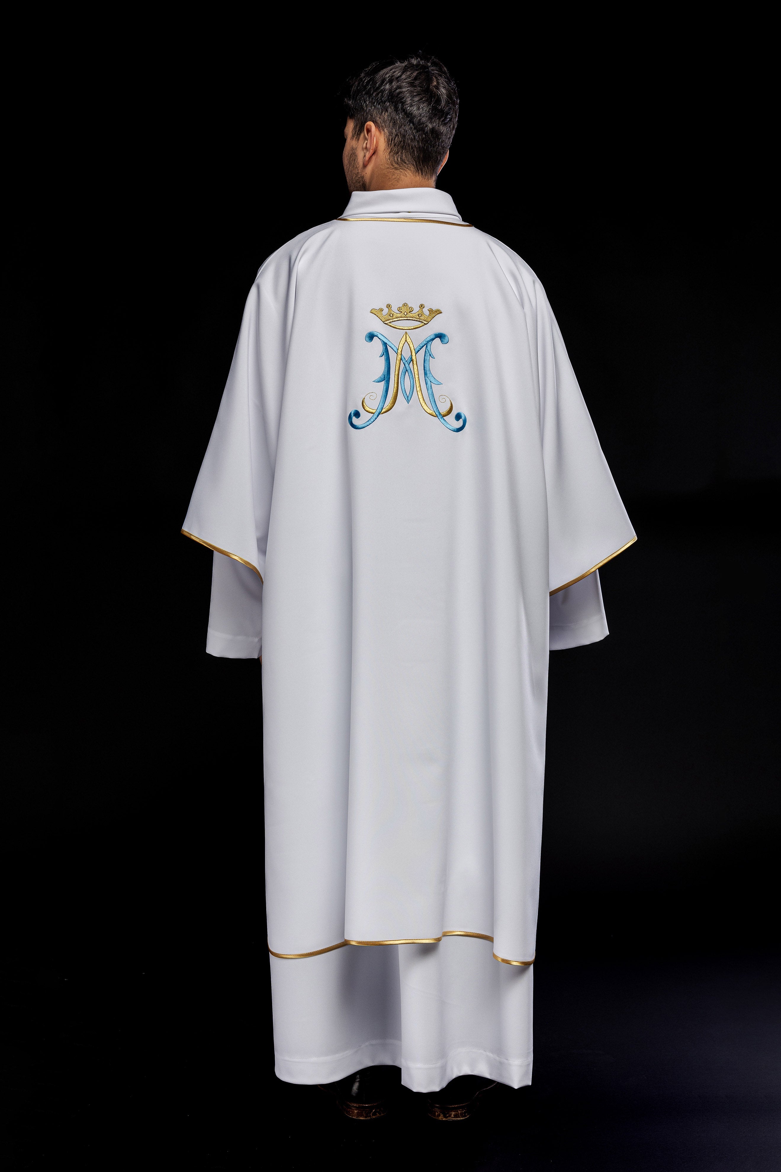 Dalmatics with Marian embroidery