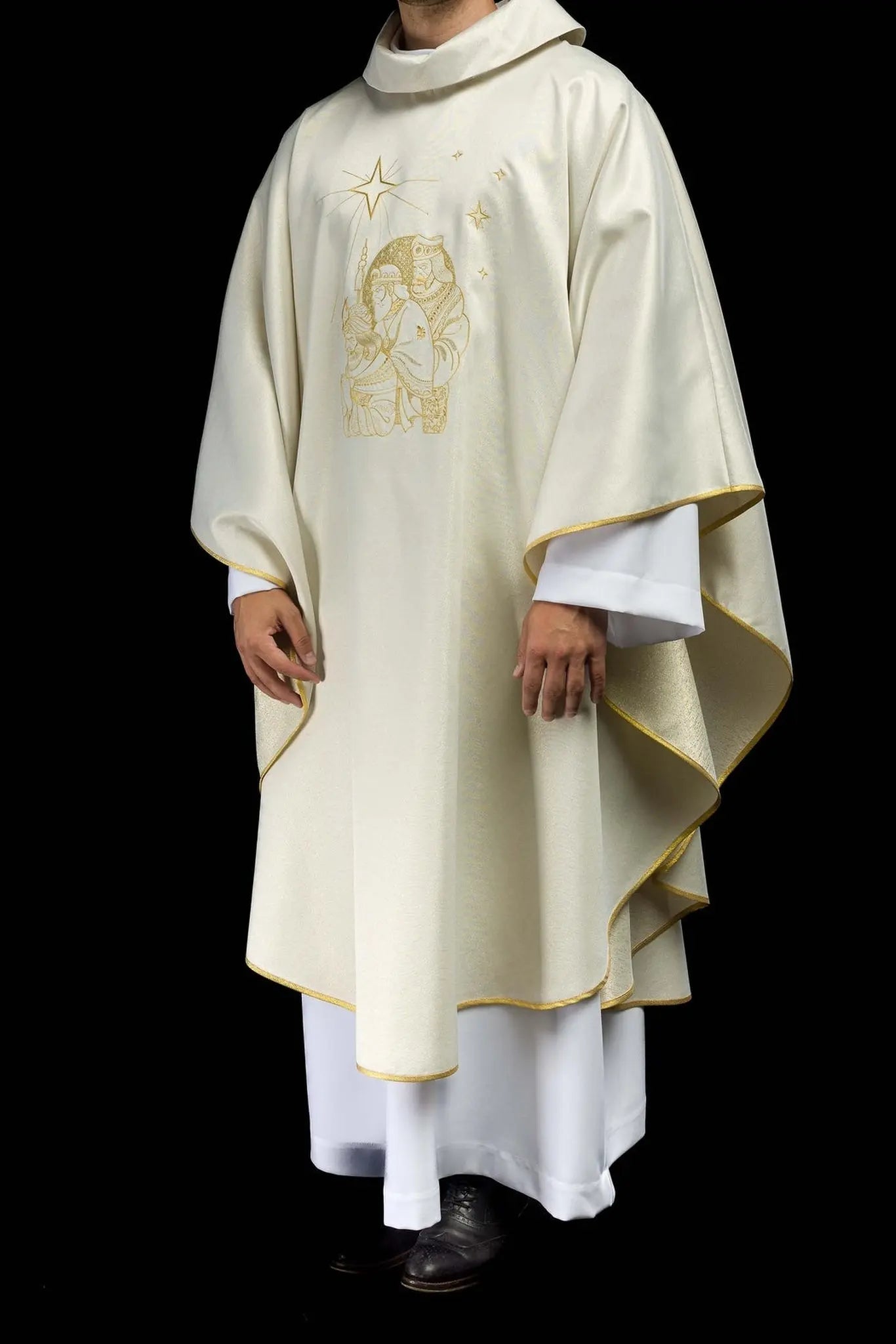 Glittering chasuble with gold embroidery and image of the Three Kings