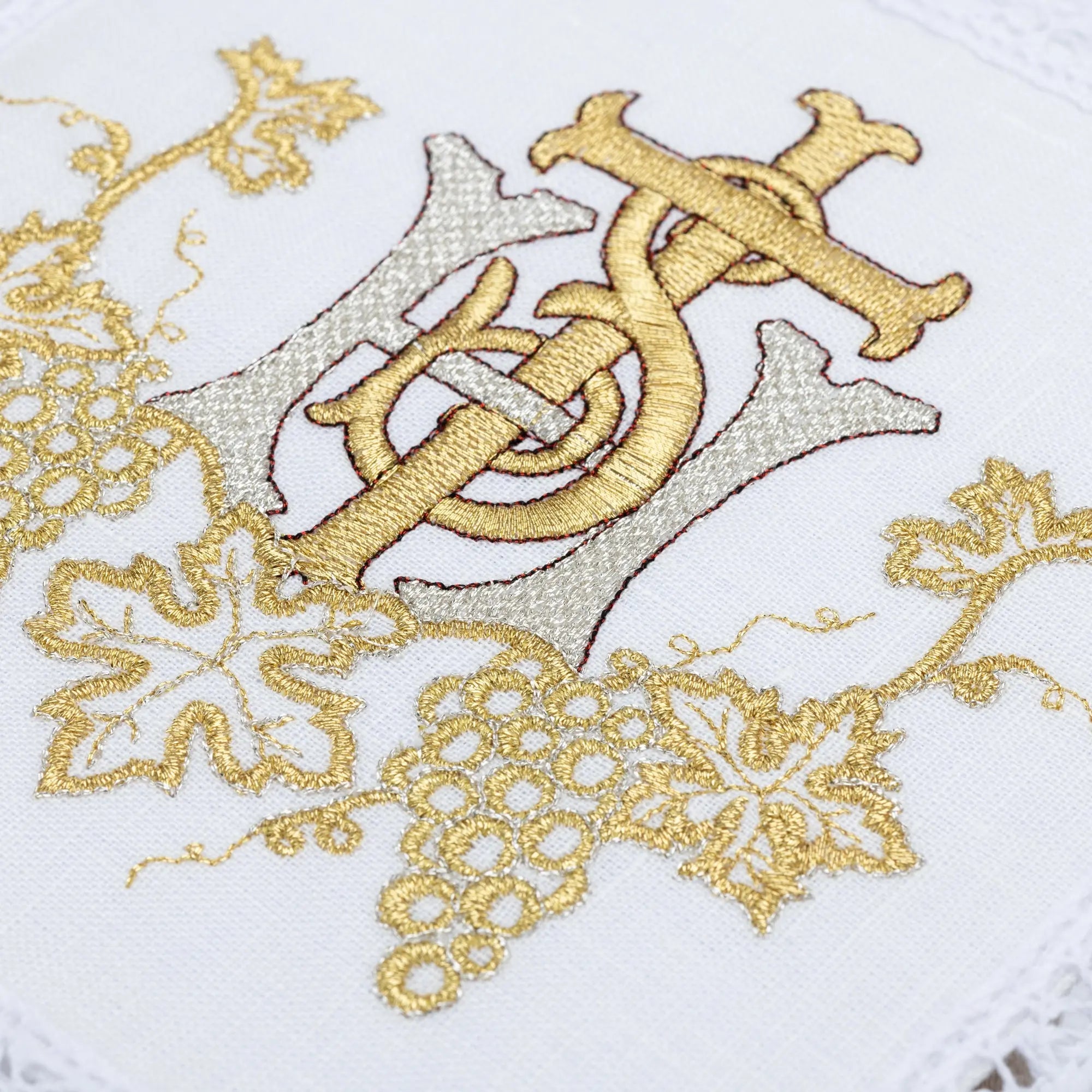 Linen chalice linen with delicate gold IHS embroidery