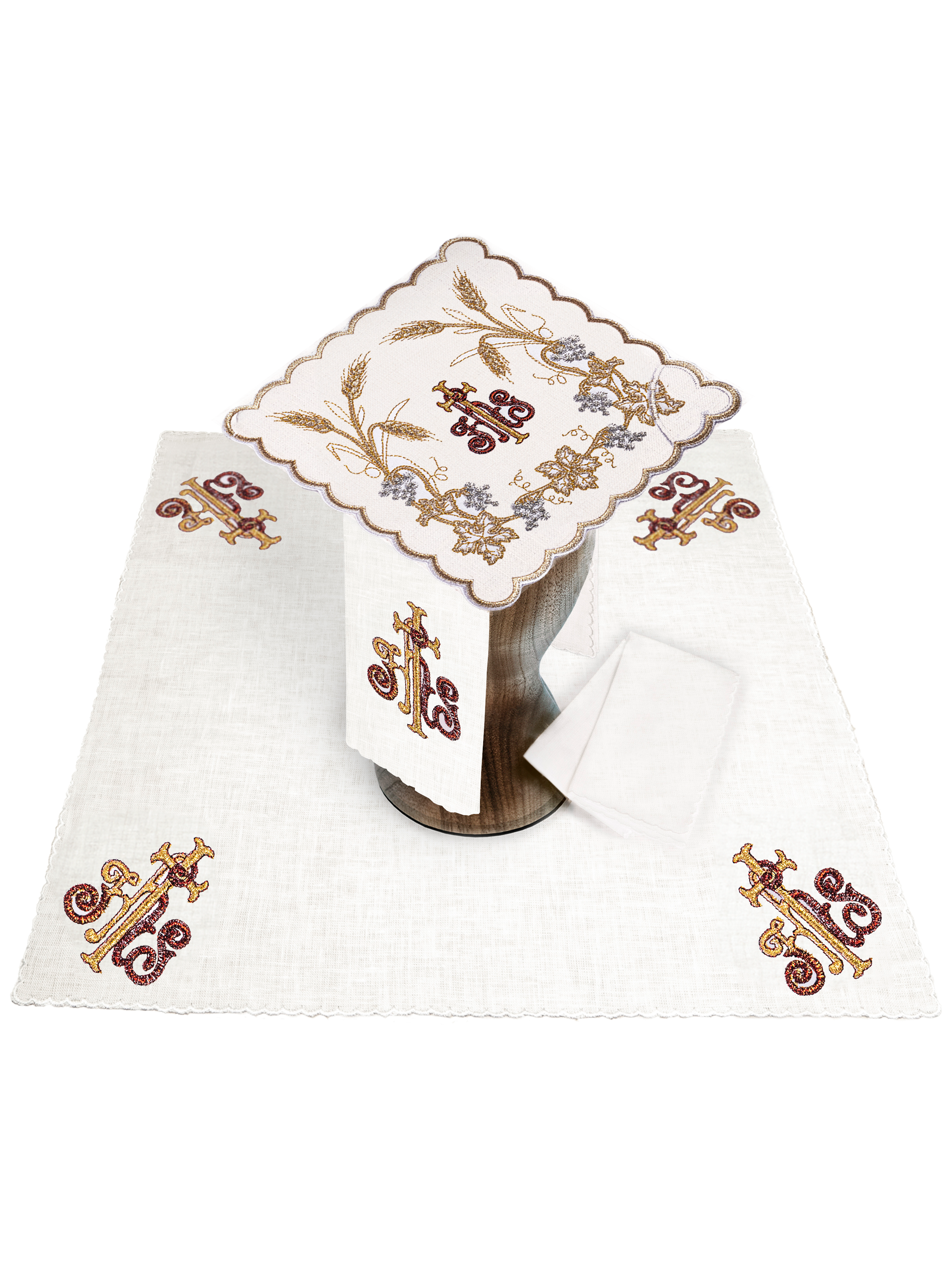 Linen chalice linen with gold IHS and grape decoration