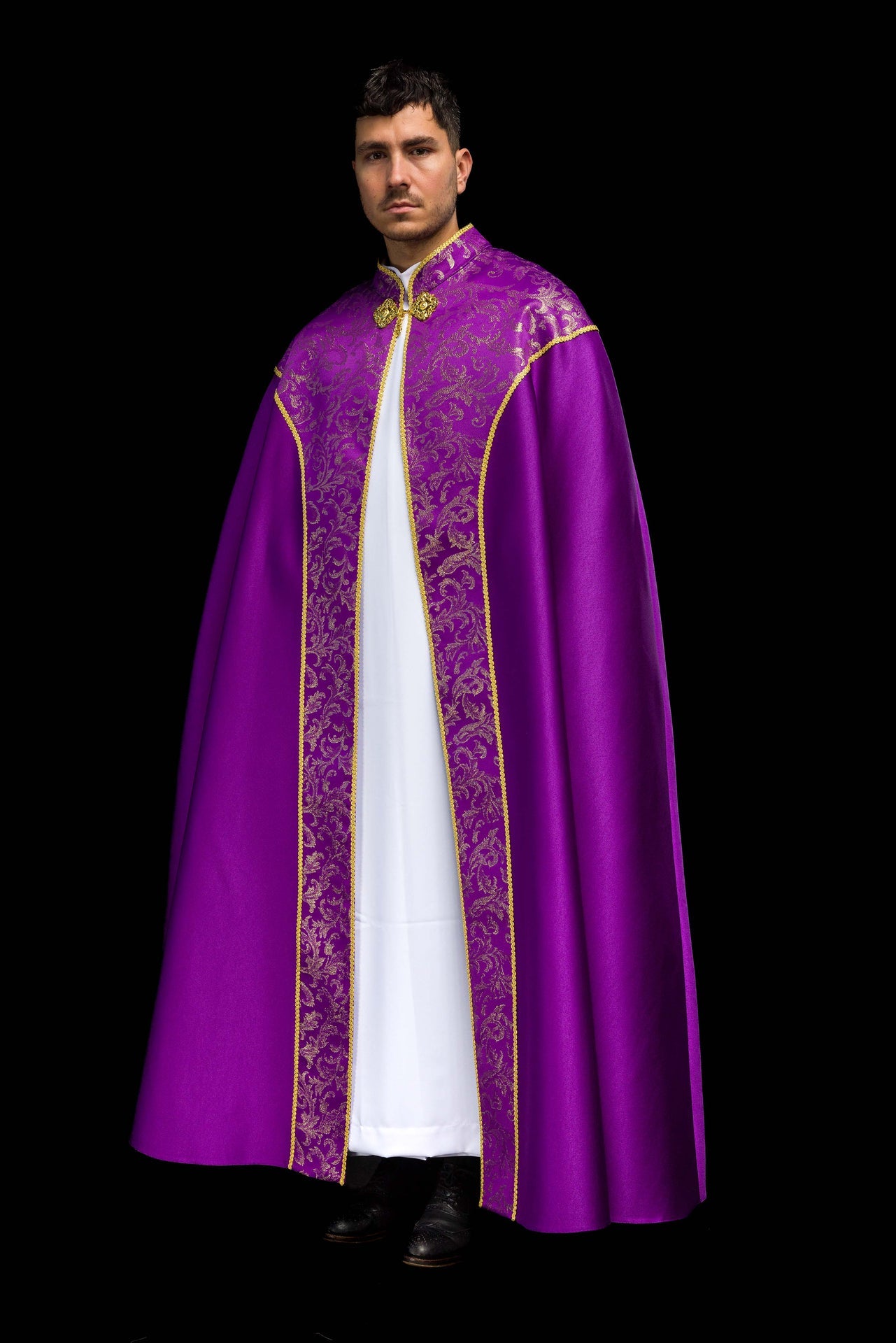 Kapa haftowana ozdobiona tkanina żakardowa fioletowa - ORNATY.PL