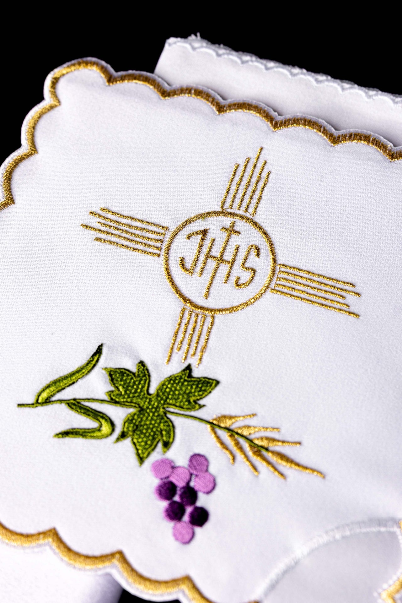 Chalice linen embroidered Cross and IHS