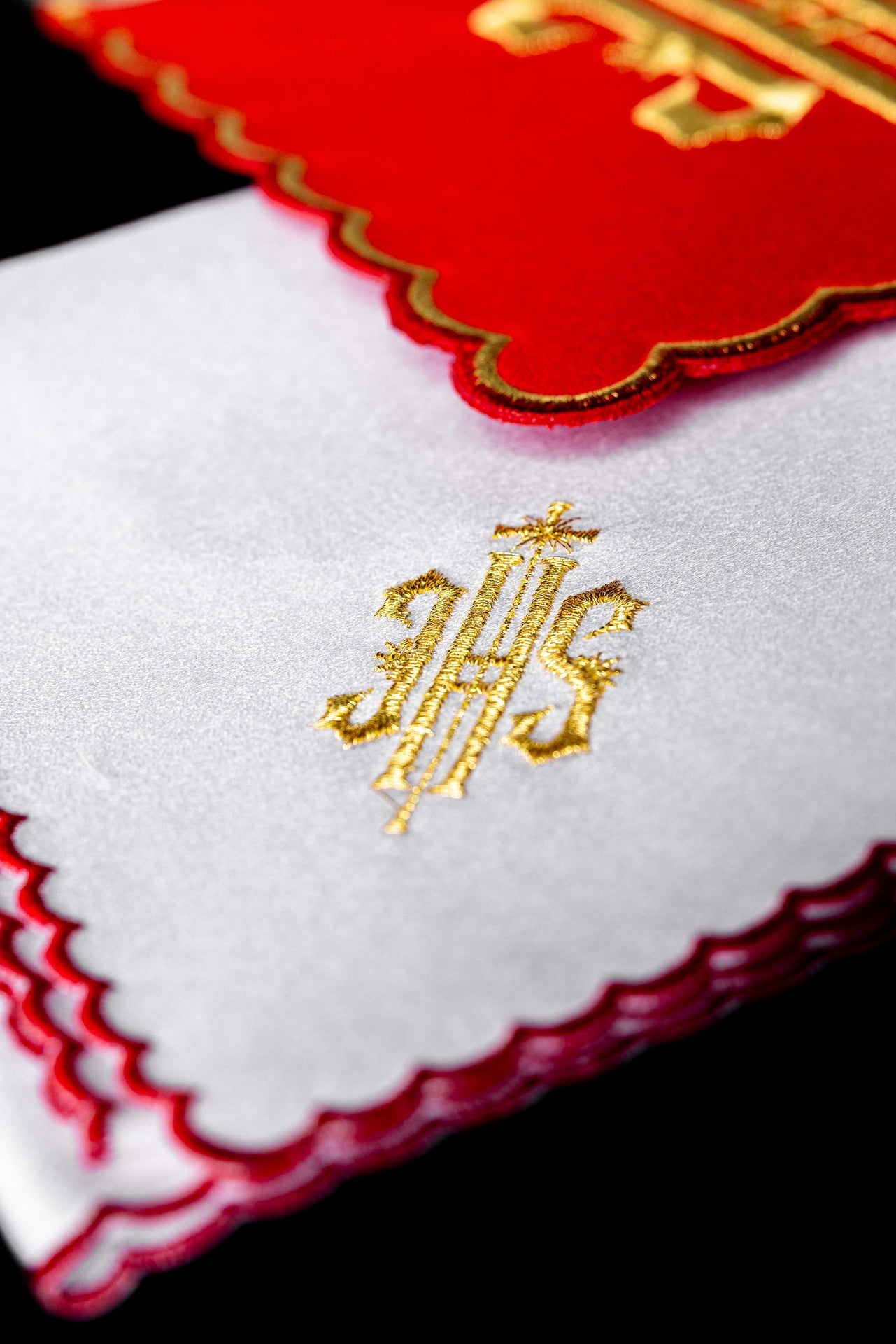 Embroidered Chalice Set Red IHS