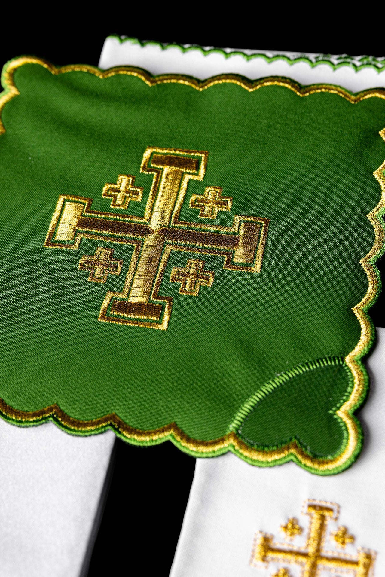 Chalice linen embroidered Jerusalem Cross