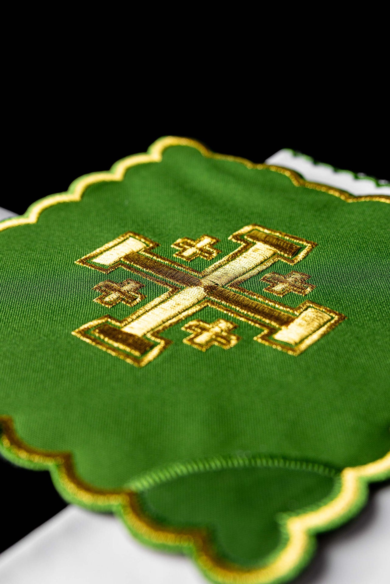 Chalice linen embroidered Jerusalem Cross