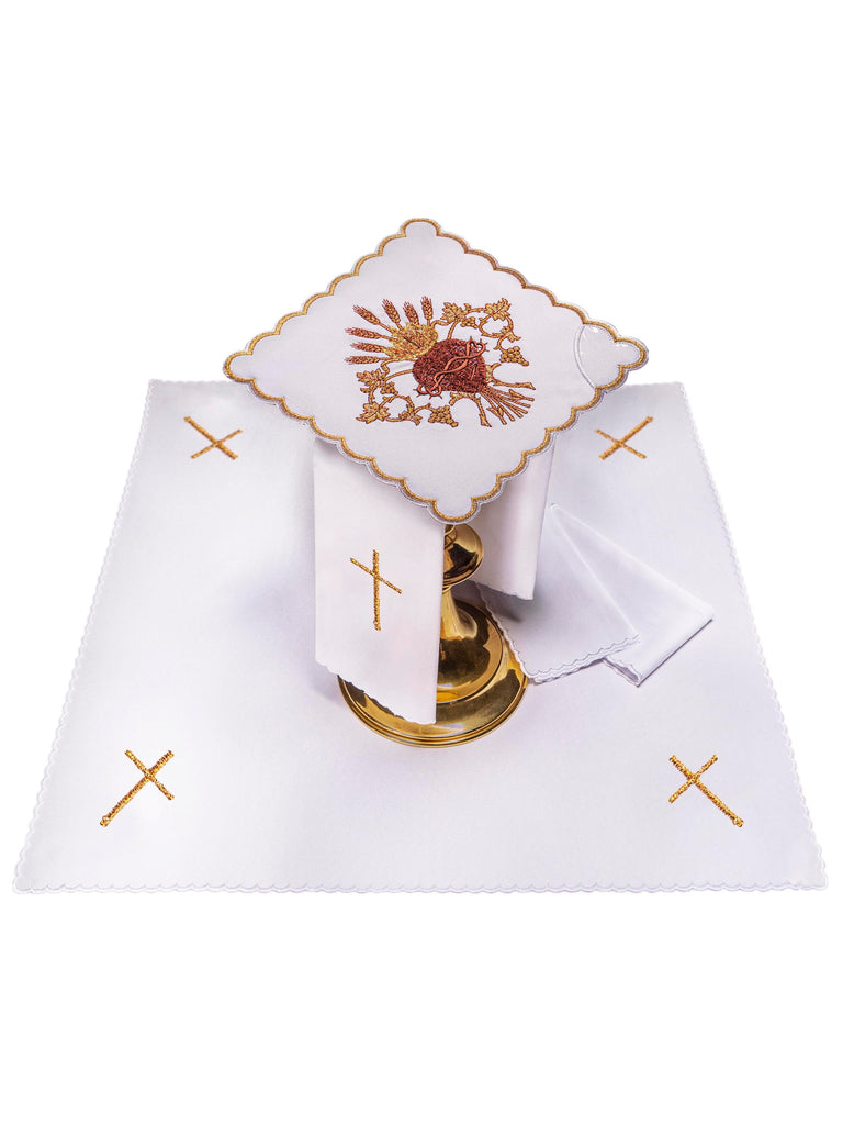Chalice linen embroidered with the Heart of Jesus