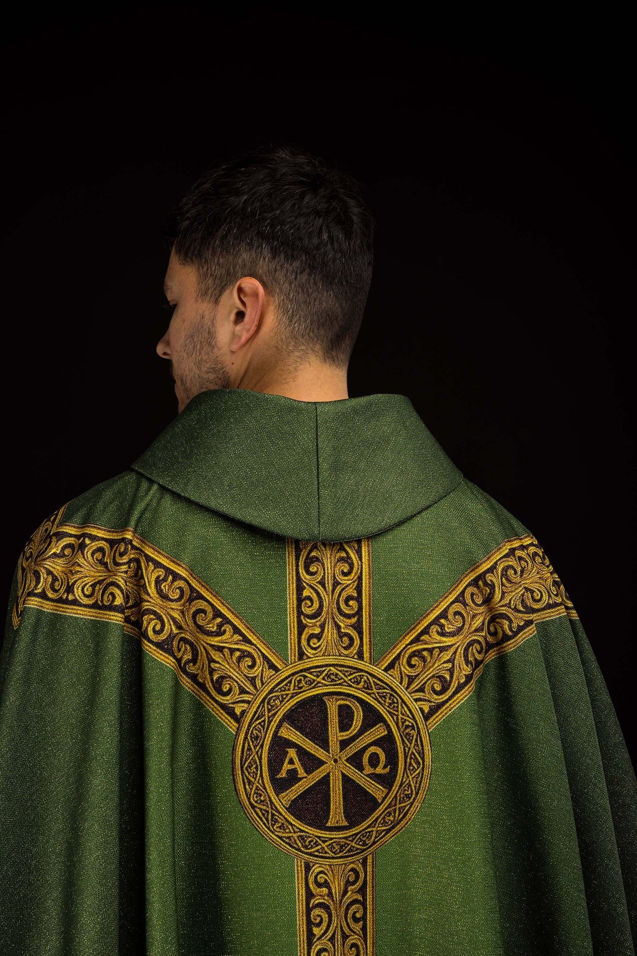 Ornat drukowany Pax zielony z bogatym złotym zdobieniem