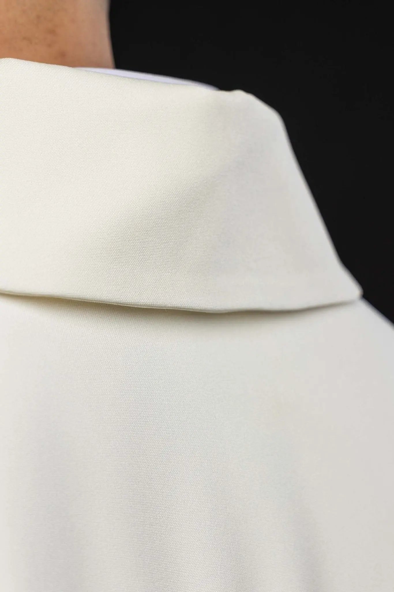 Ecru Embroidered Chasuble with Ornamental Cross and Wide Collar