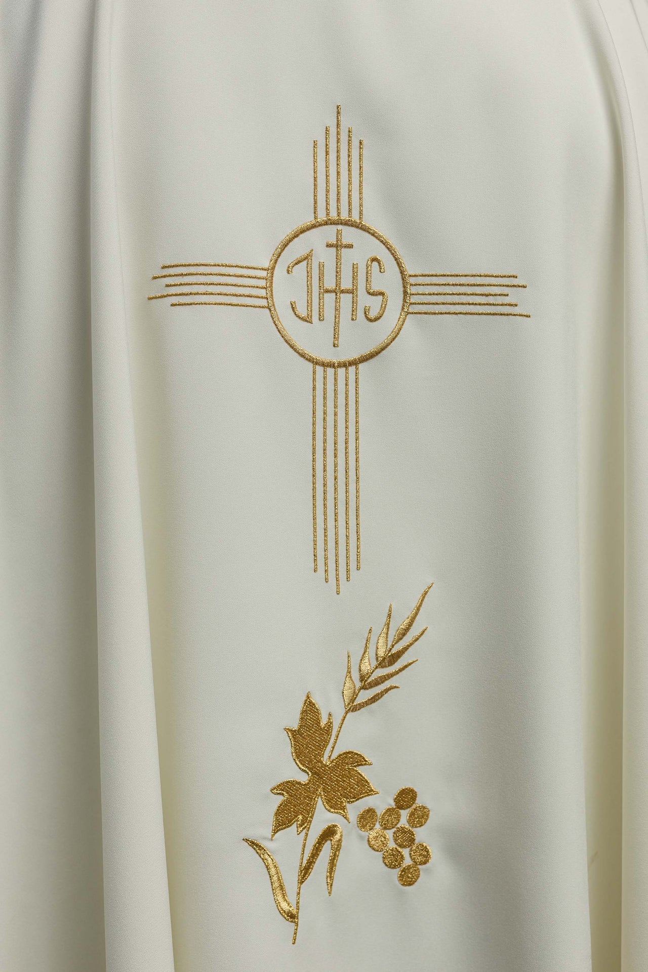 Chasuble with IHS embroidery in ecru