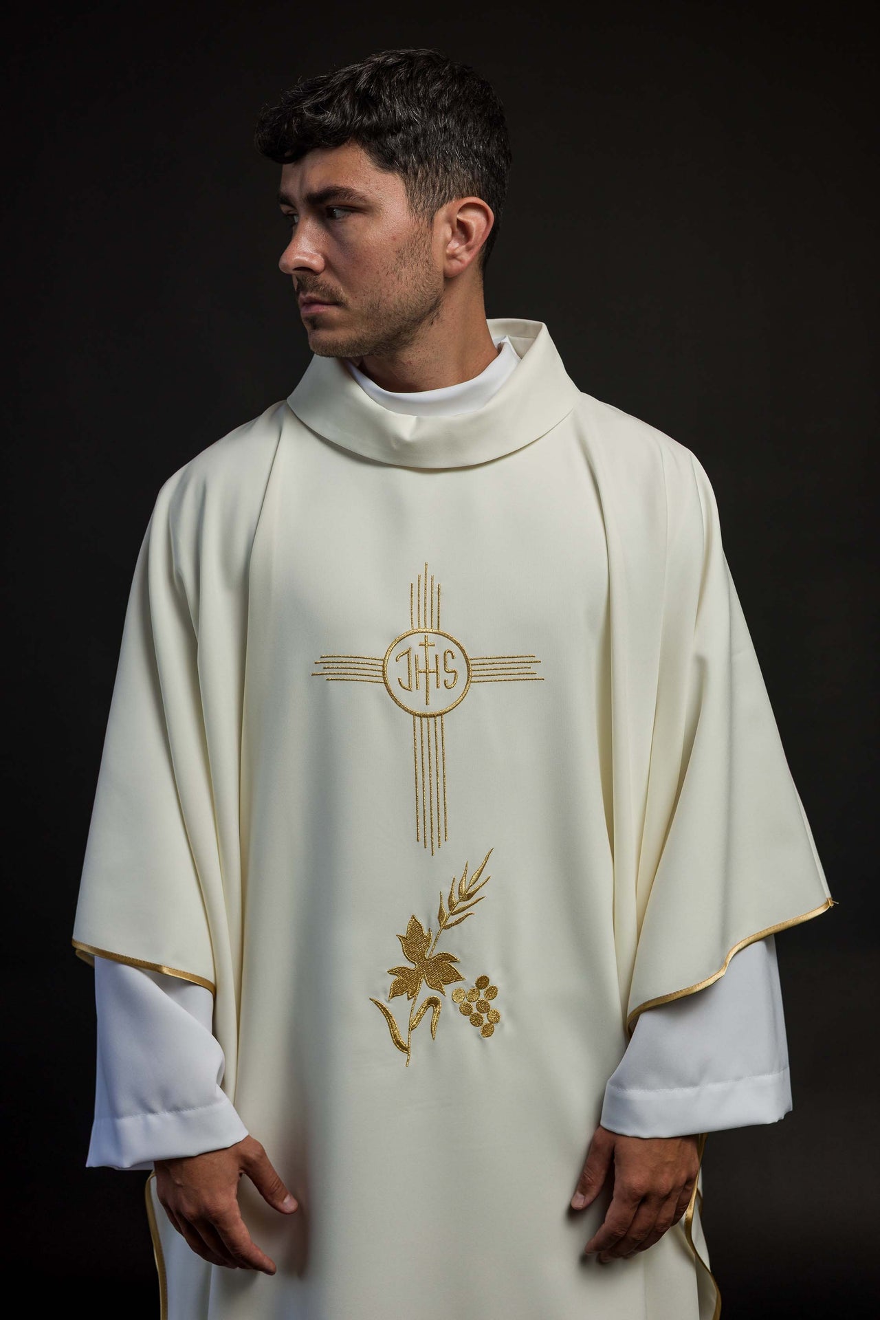 Chasuble with IHS embroidery in ecru