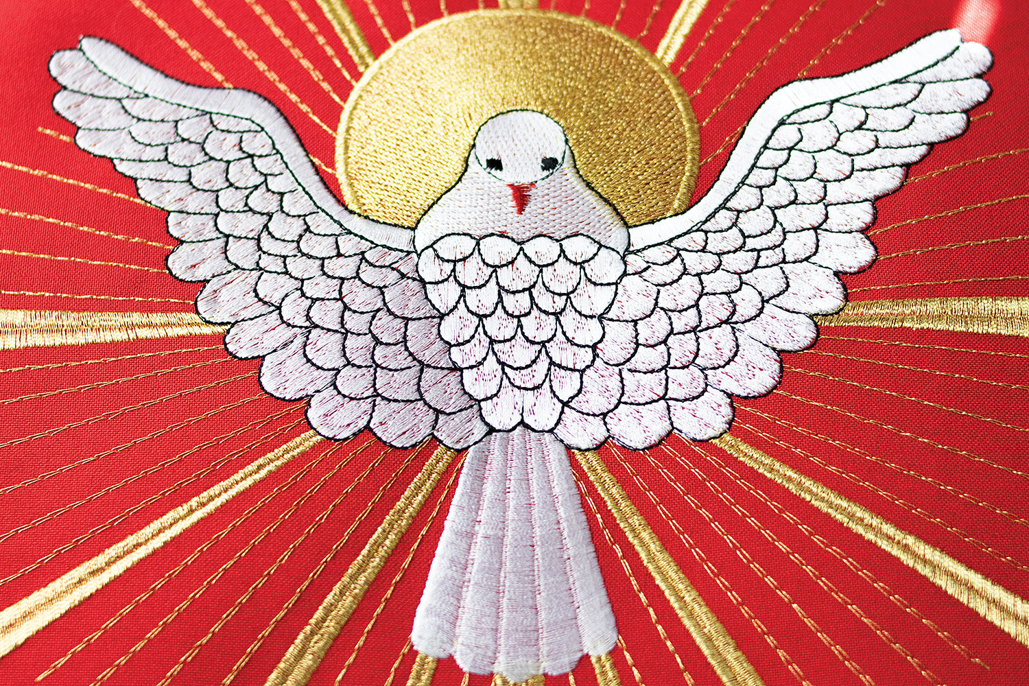 Embroidered chasuble with the Holy Spirit in red