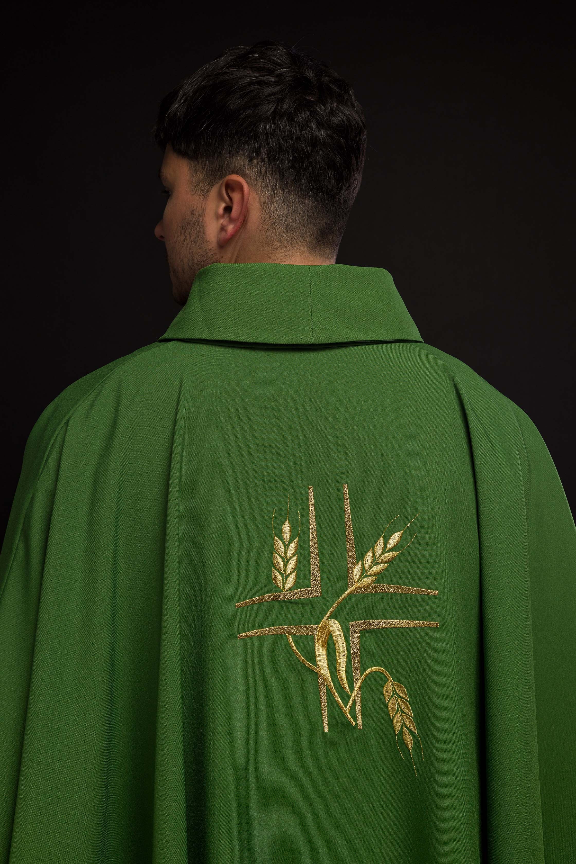 Green chasuble with embroidery of the Cross and Spikes