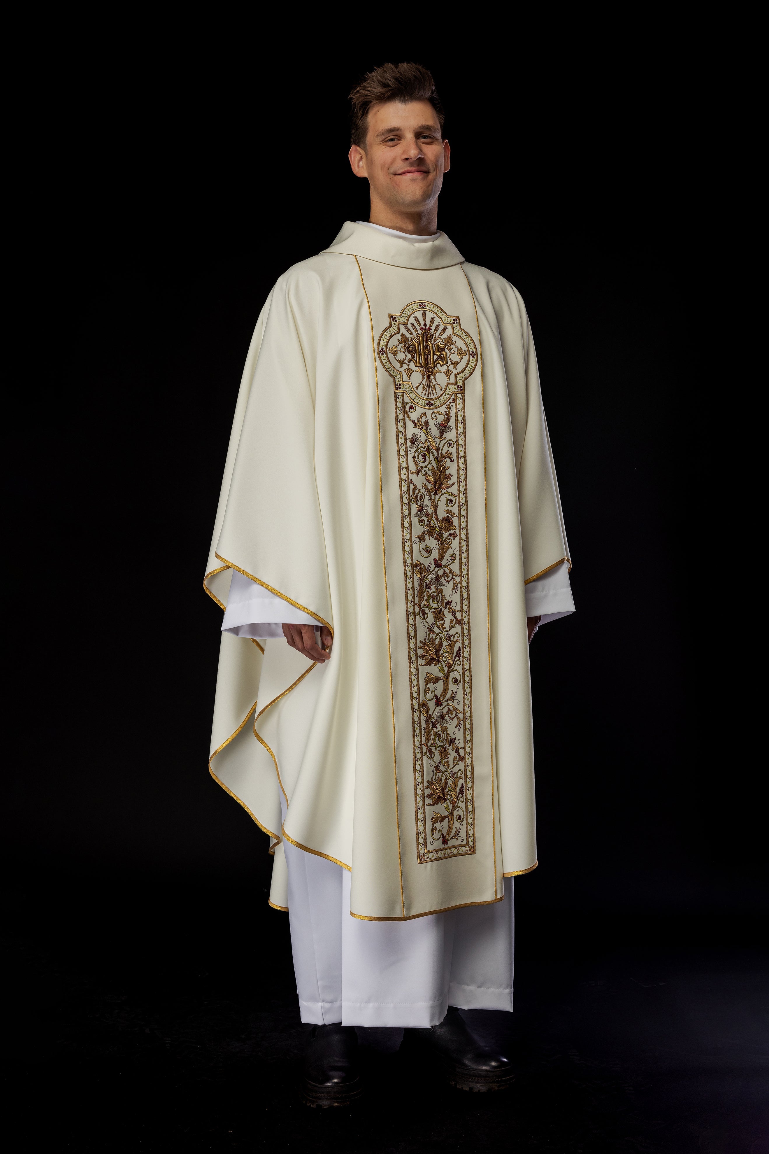 Richly decorated chasuble with IHS motif in ecru colour