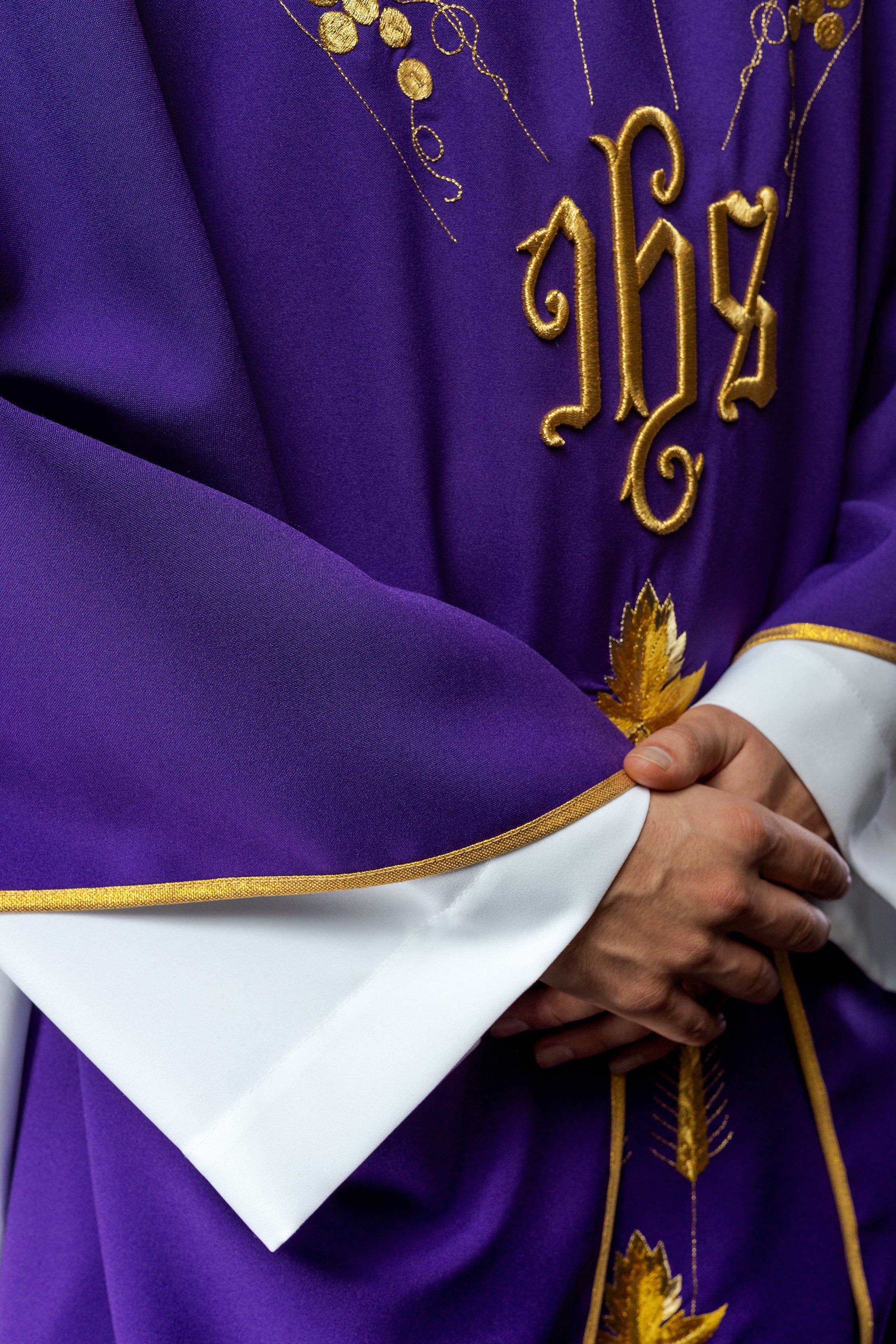 Embroidered chasuble with IHS symbol grapes Purple