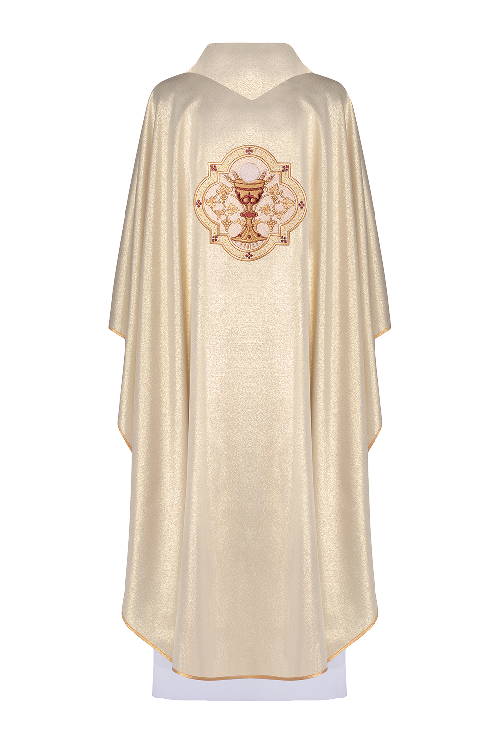 Gold chasuble embroidered with the motif of the Heart of Jesus and the Chalice