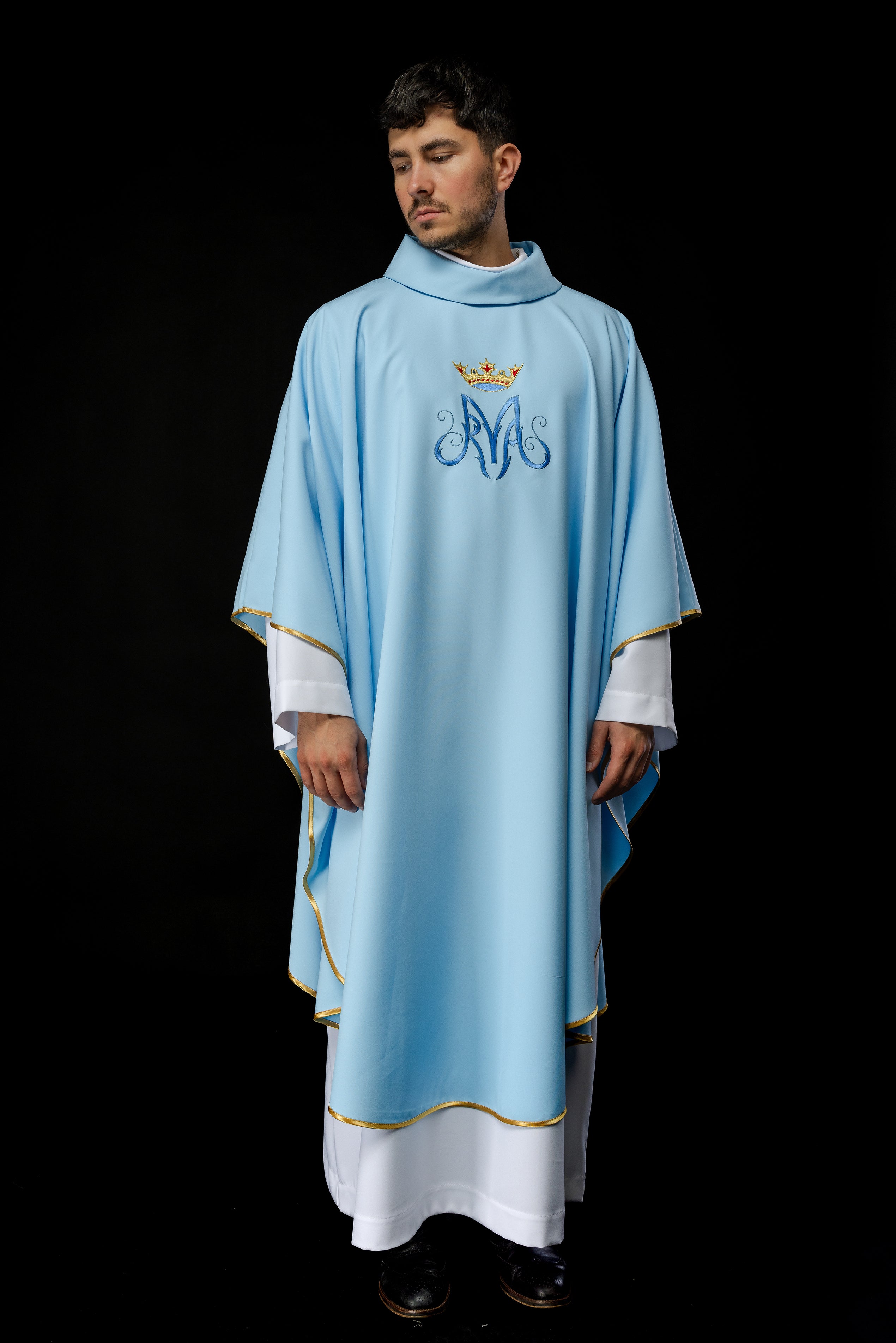 Marian liturgical chasuble in blue