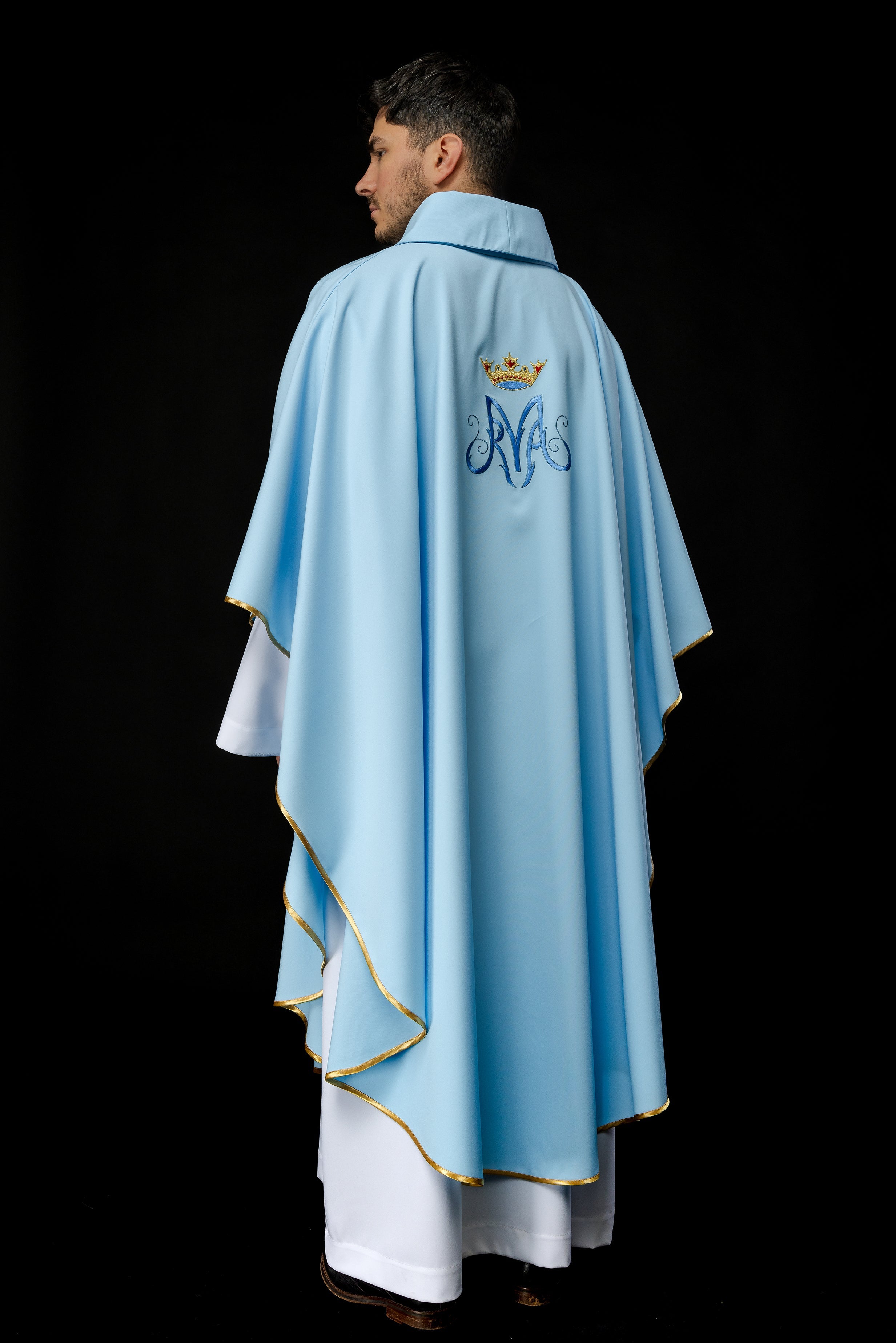 Marian liturgical chasuble in blue