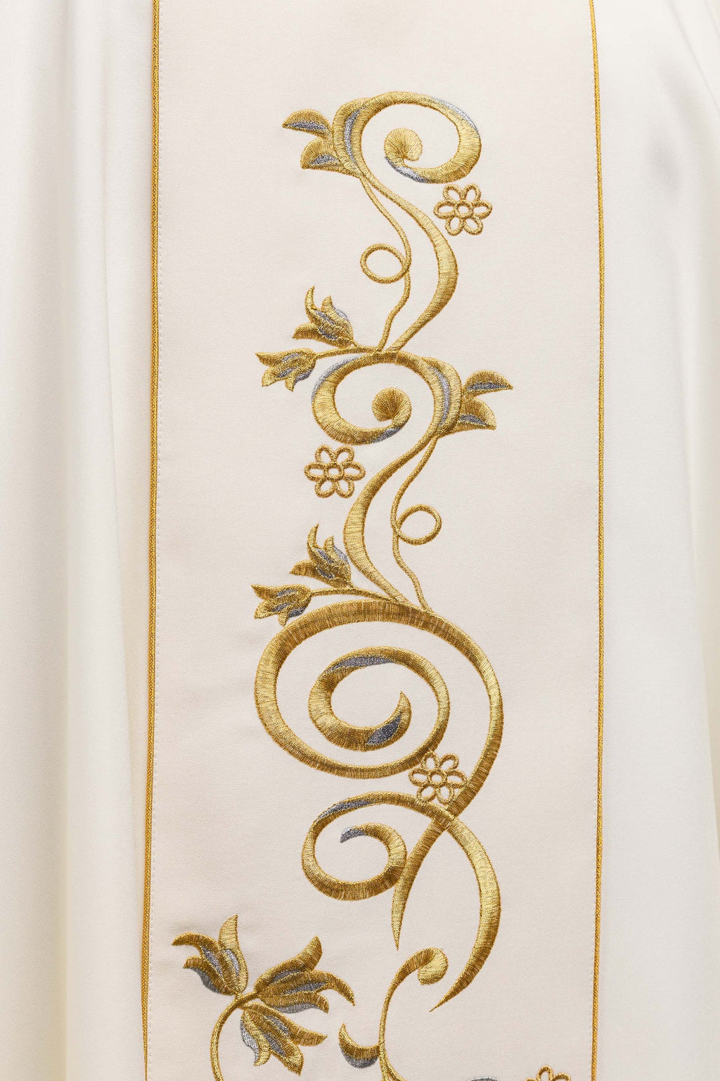 Christmas chasuble with the image of the Holy Family