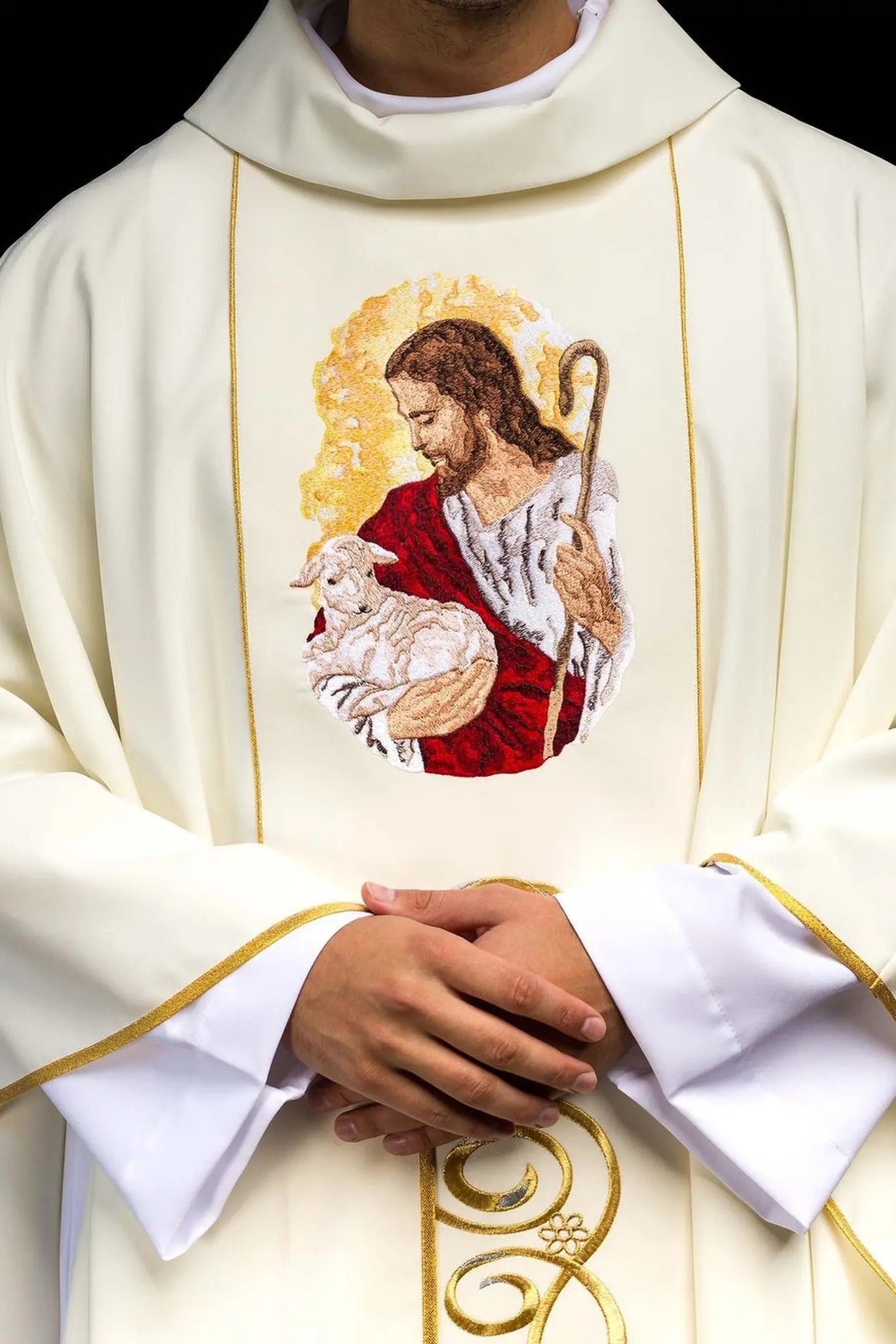 Ecru chasuble with the image of Jesus the Good Shepherd