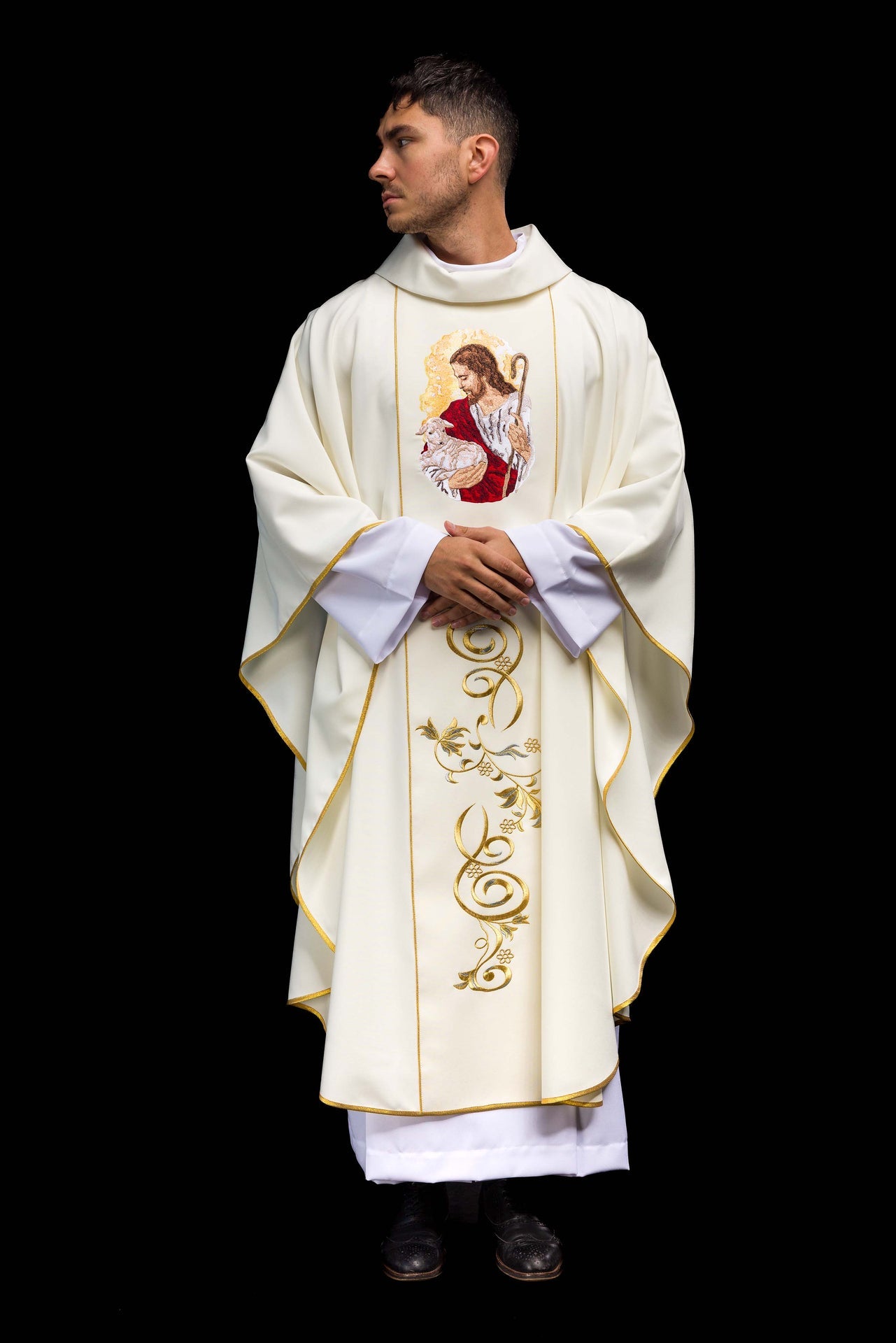 Ecru chasuble with the image of Jesus the Good Shepherd