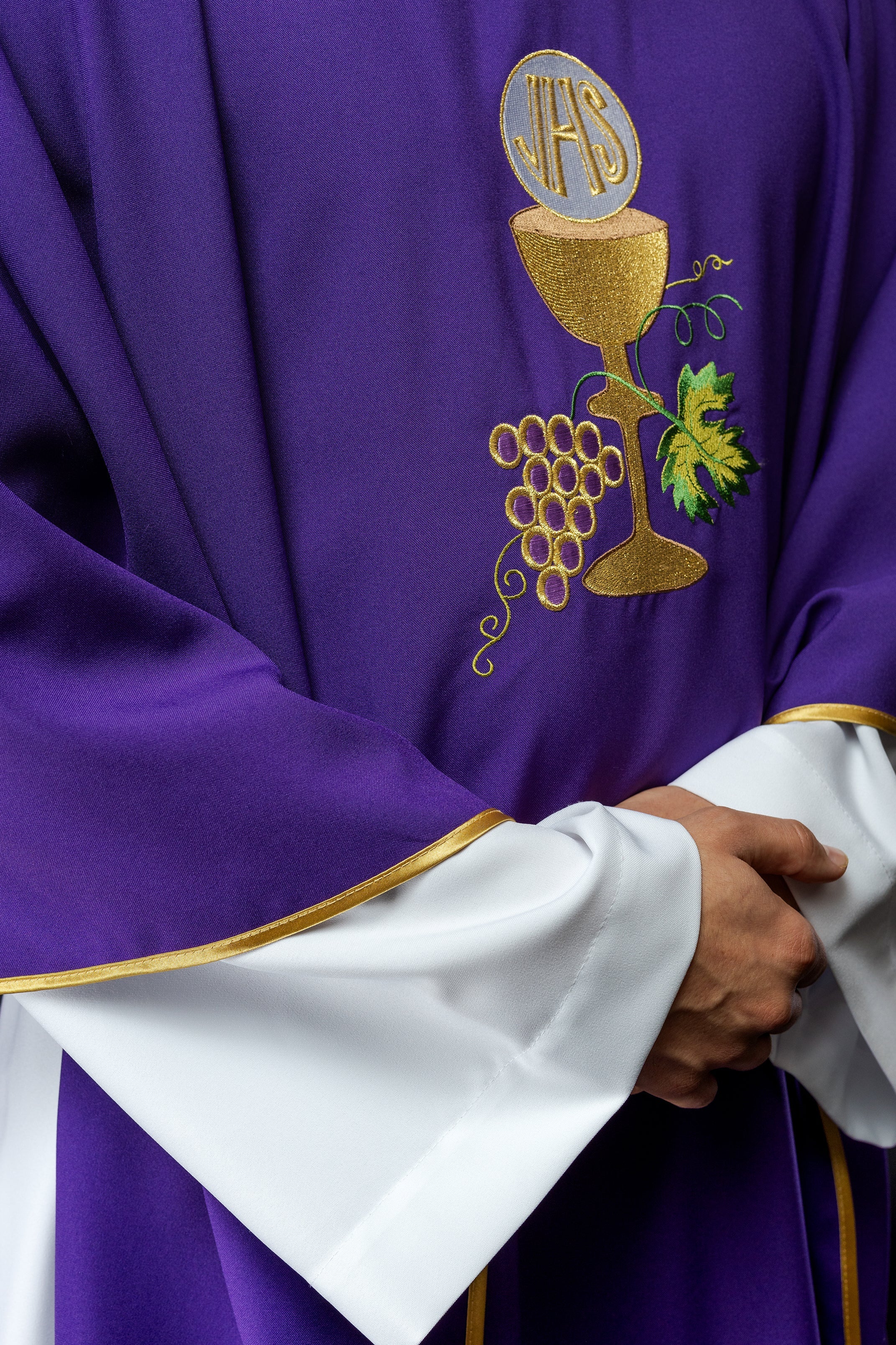 Chasuble purple Chalice and grape