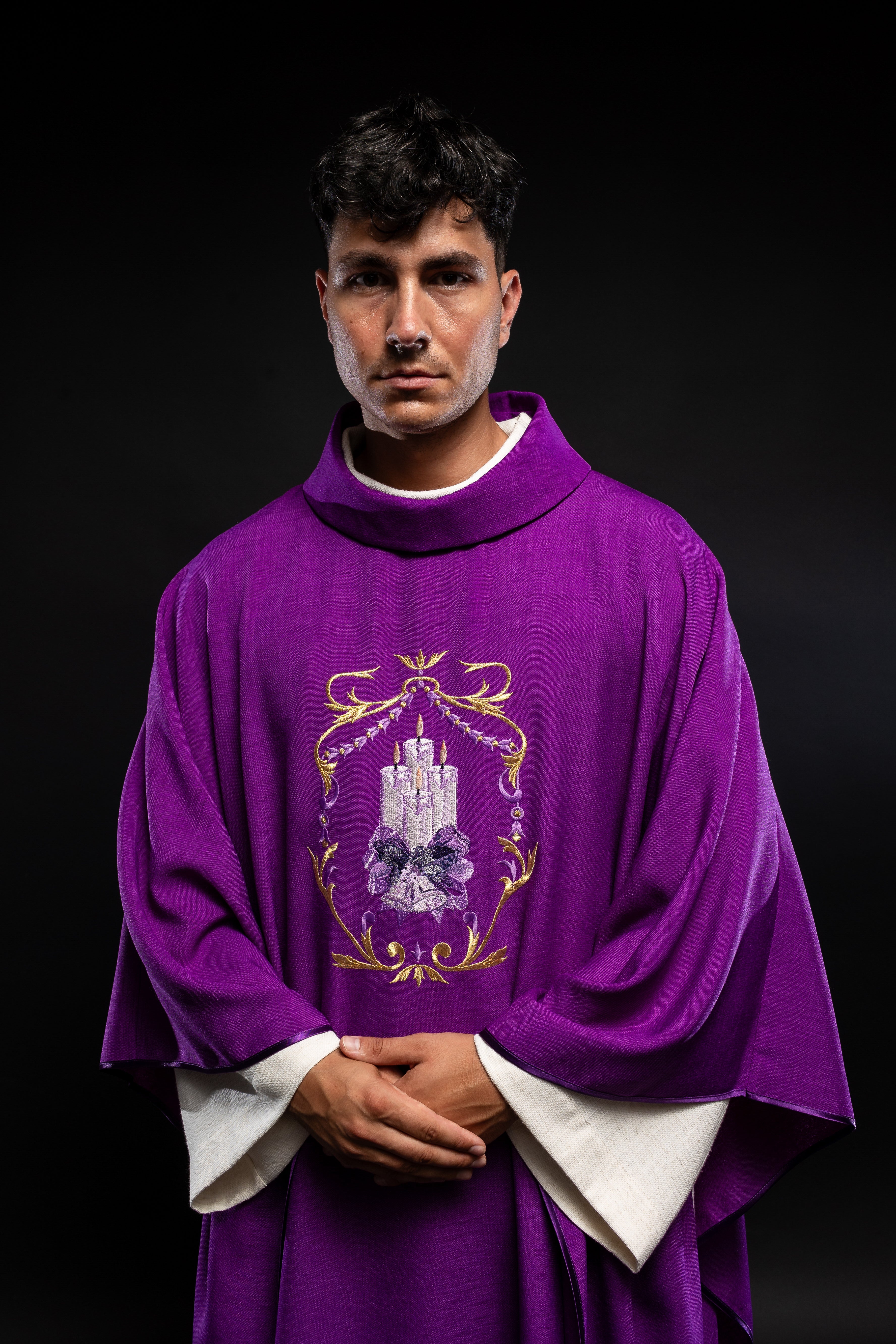 Advent chasuble with candle embroidery