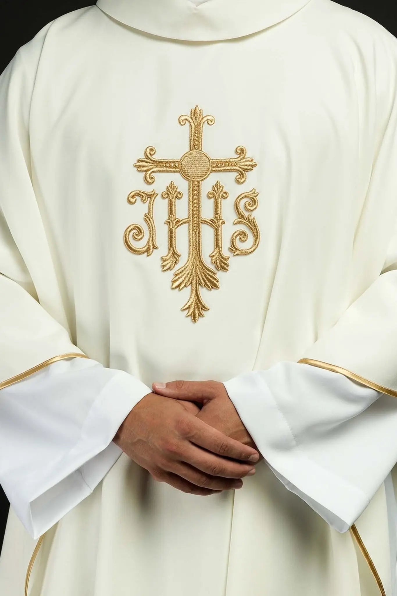 Embroidered ecru cross chasuble