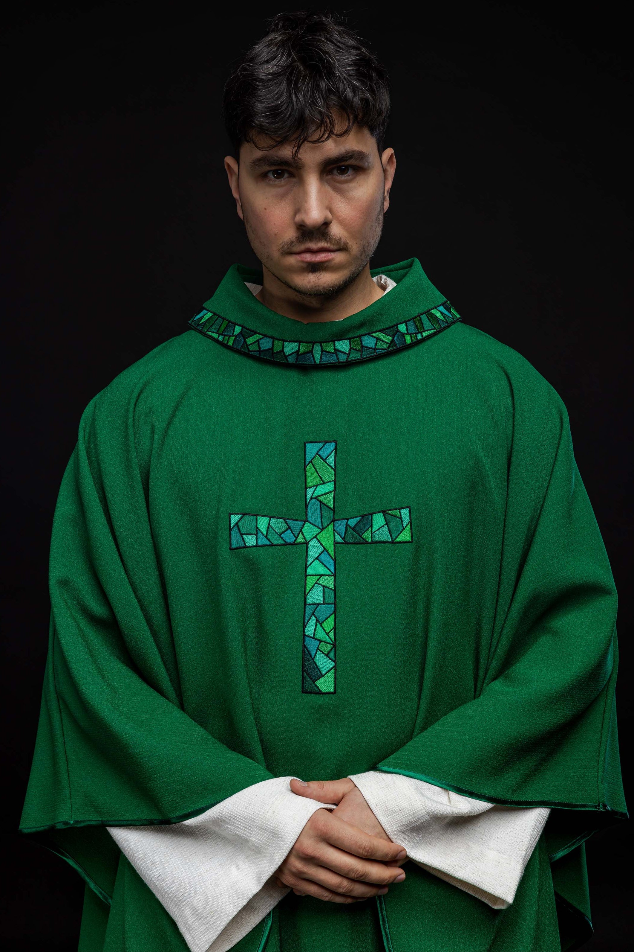 Embroidered chasuble Green with Cross Mosaic