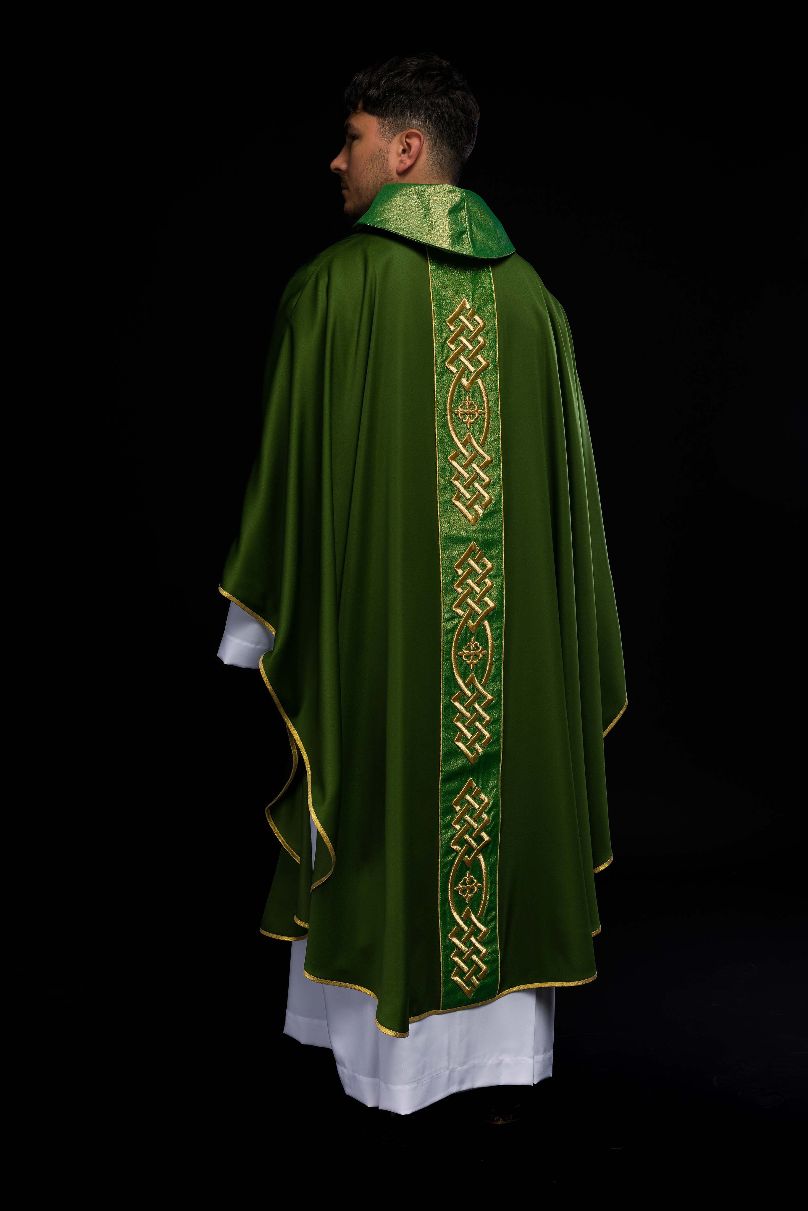 Embroidered chasuble Green Decorative Belt with Crosses