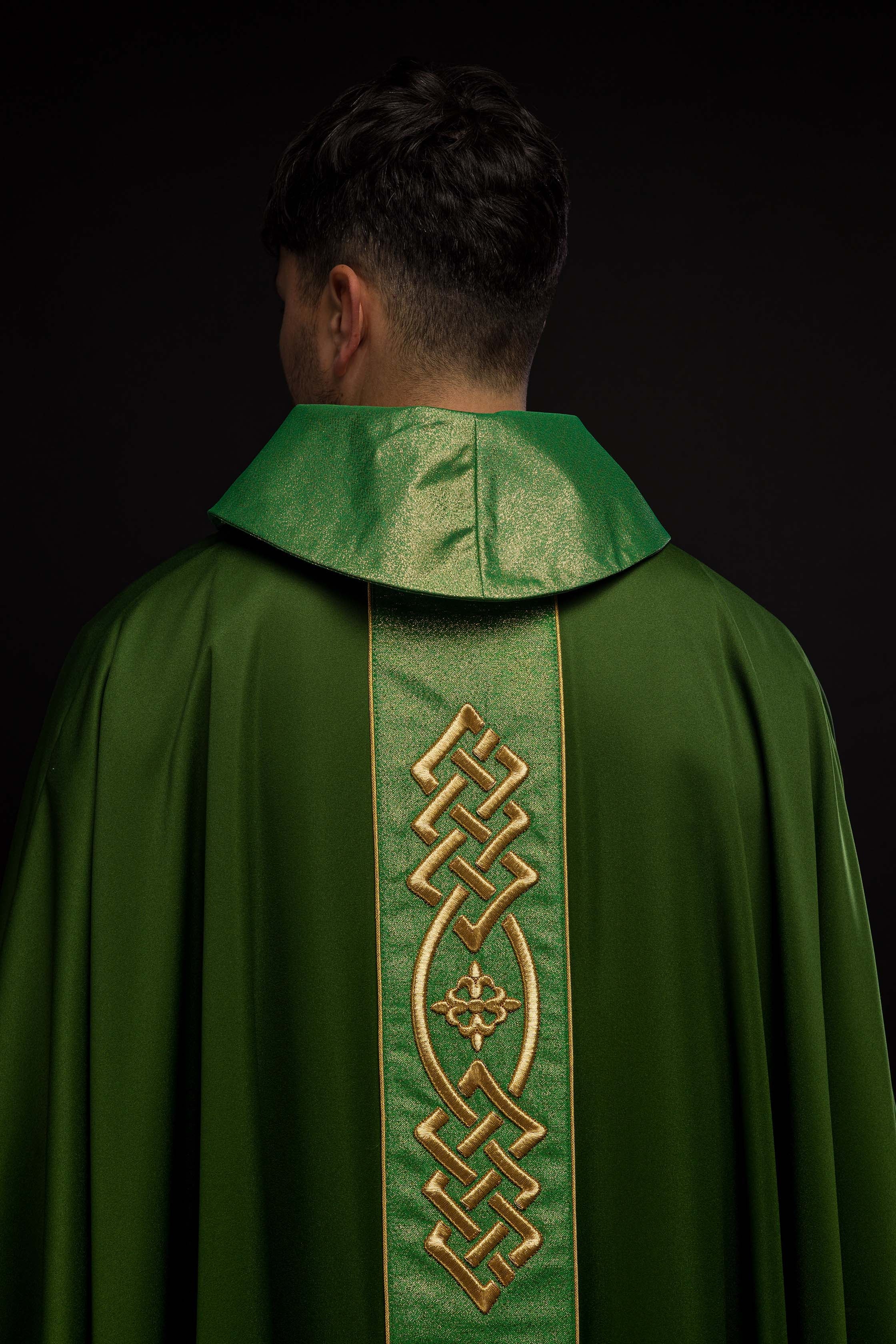 Embroidered chasuble Green Decorative Belt with Crosses