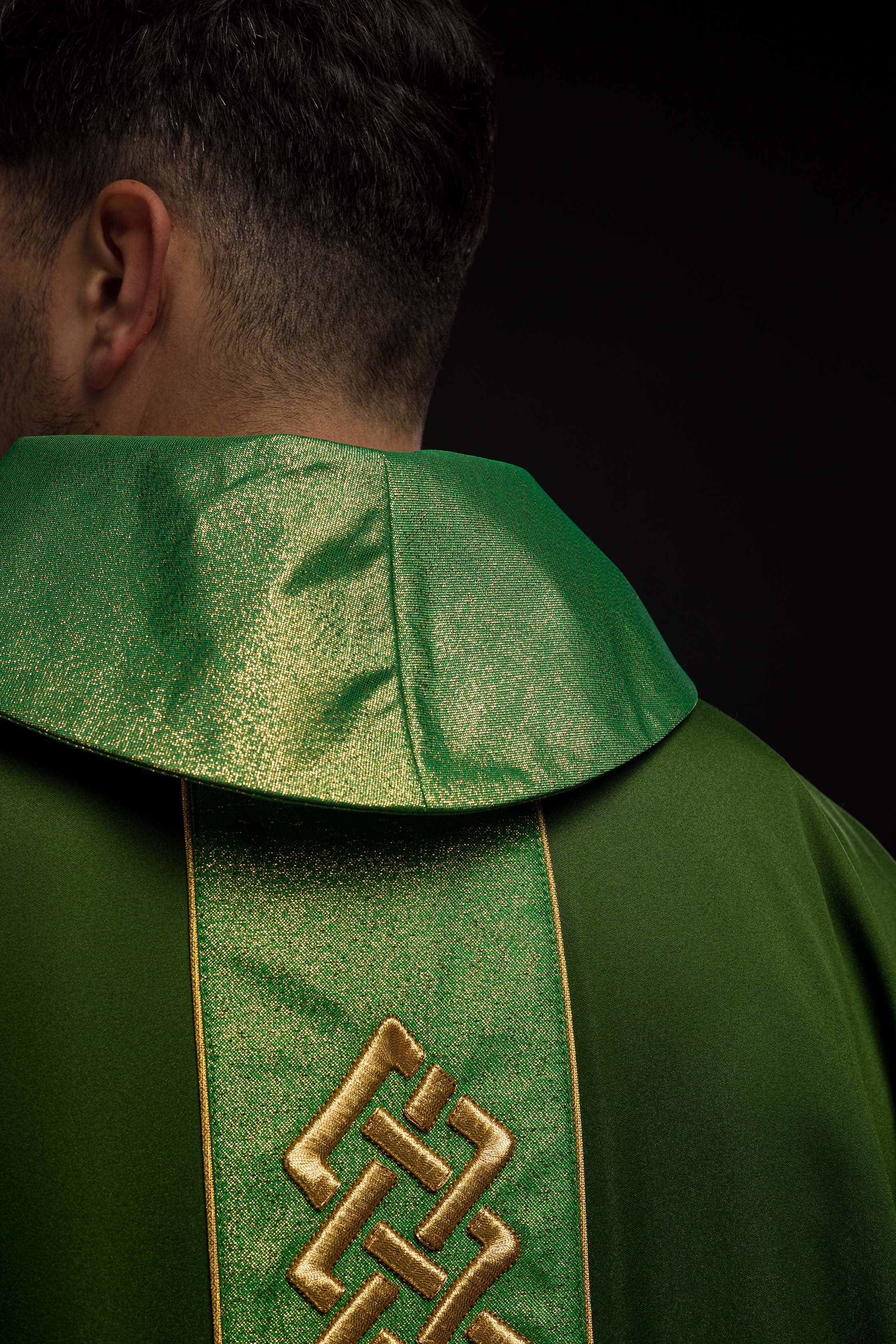 Embroidered chasuble Green Decorative Belt with Crosses