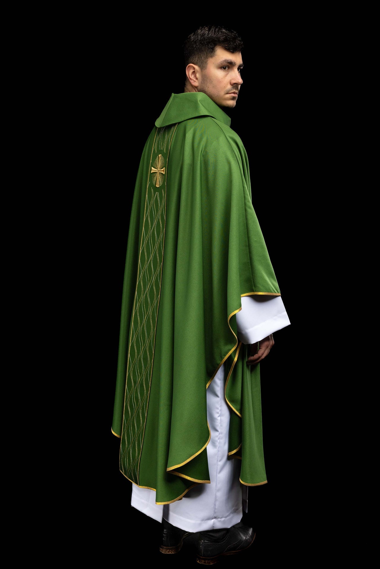 Ornat haftowany Krzyż zielony - ORNATY.PL