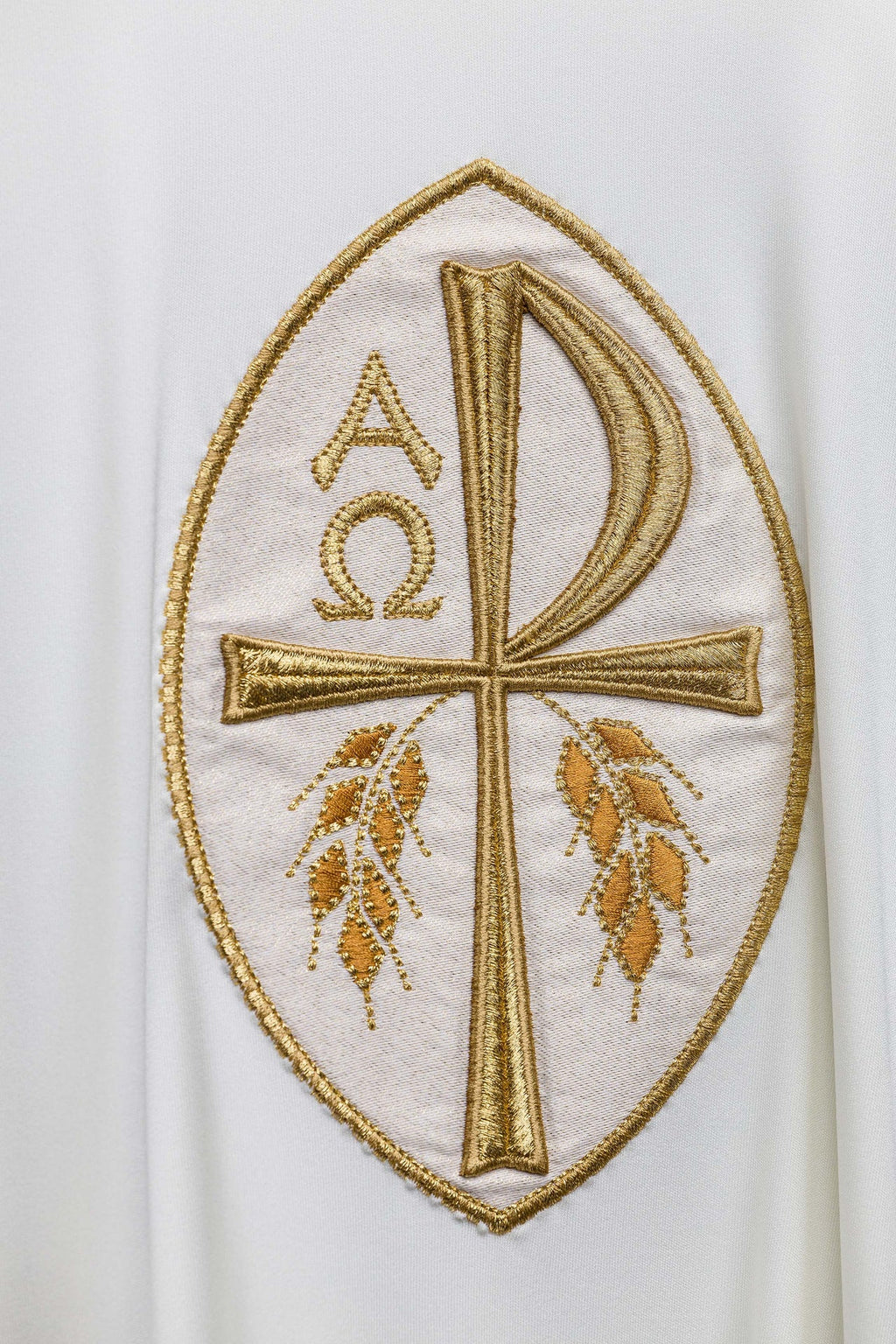 Chasuble embroidered Cross ecru lightweight knitted SACROLITE