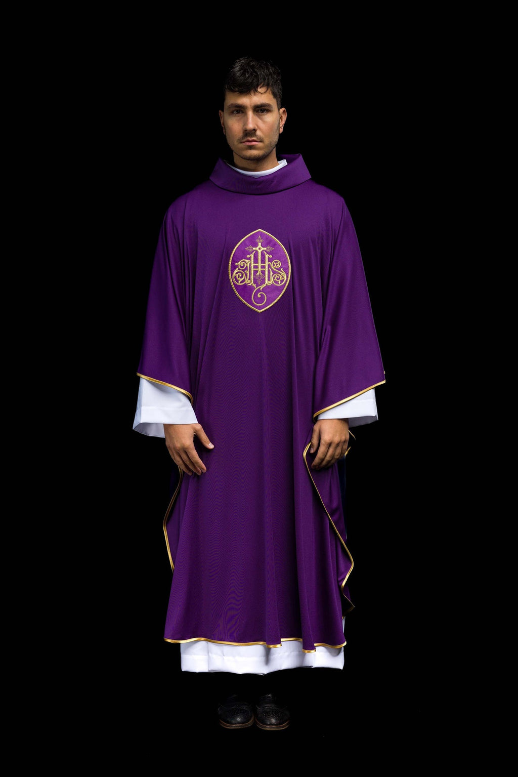 Chasuble embroidered with IHS lightweight SACROLITE knitted fabric