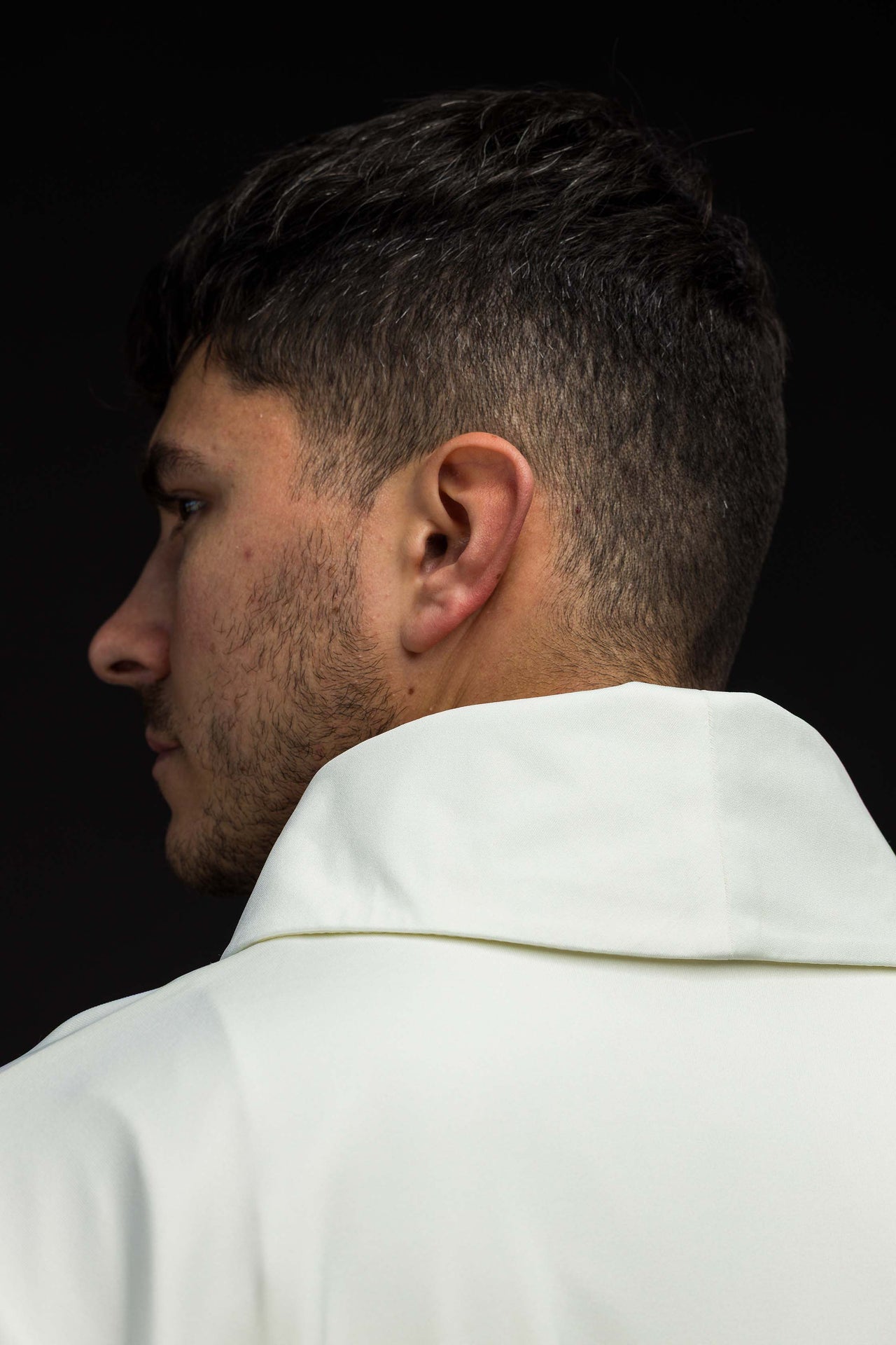 Chasuble embroidered with IHS lightweight SACROLITE knitted fabric