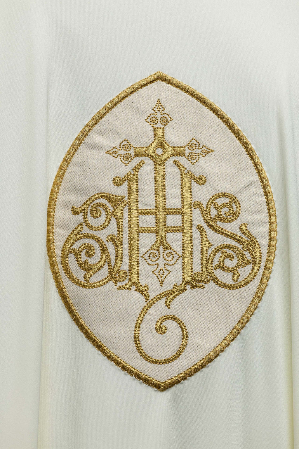 Chasuble embroidered with IHS lightweight SACROLITE knitted fabric