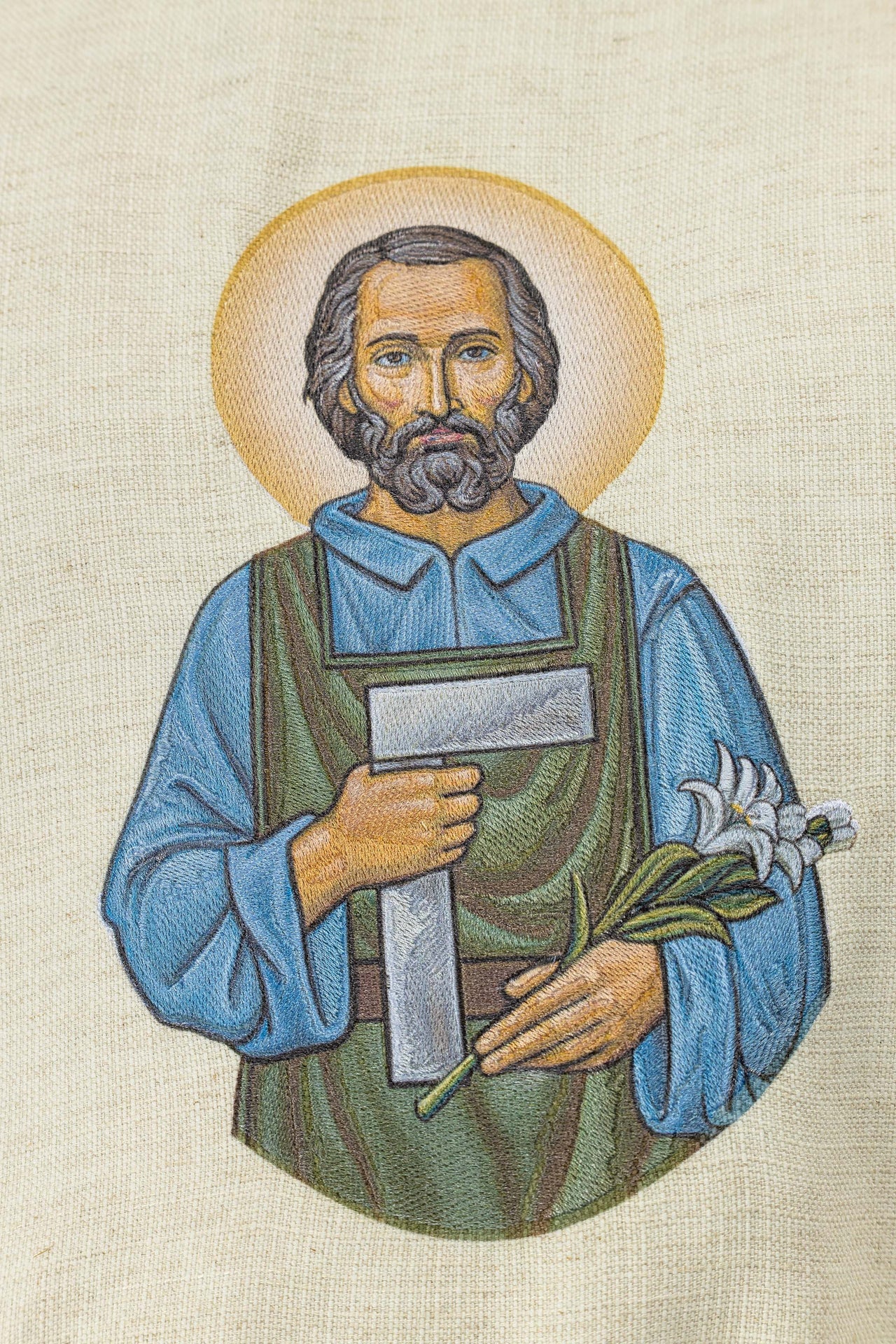 Ornat haftowany z wizerunkiem Świętego Józefa Robotnika - ORNATY.PL