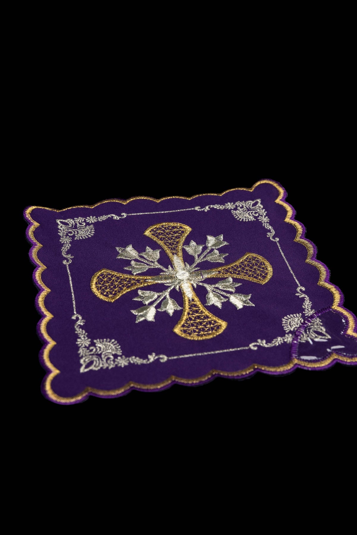 Set di quattro Palle liturgiche con ricamo di Croce