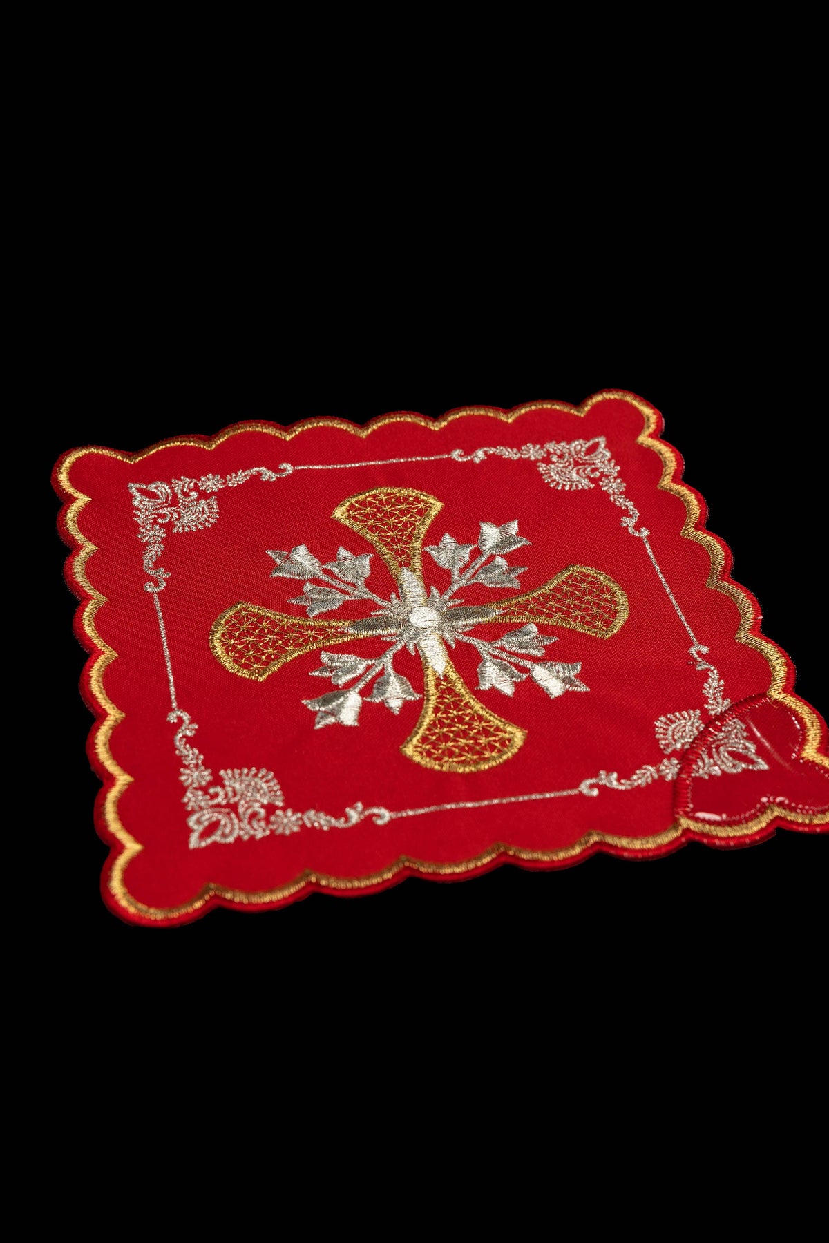 Set di quattro Palle liturgiche con ricamo di Croce