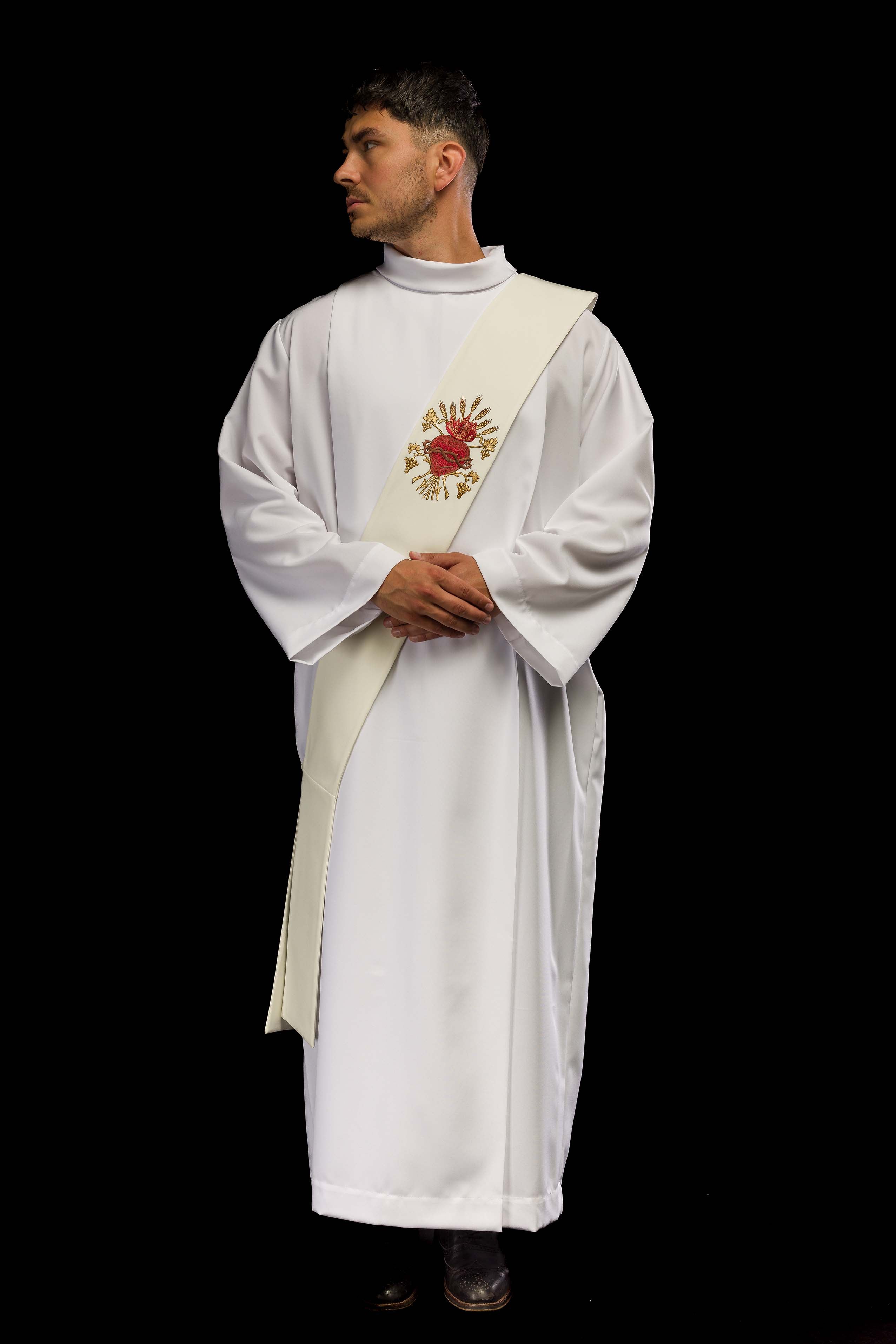 Diaconate stole with embroidery of the Heart of Jesus
