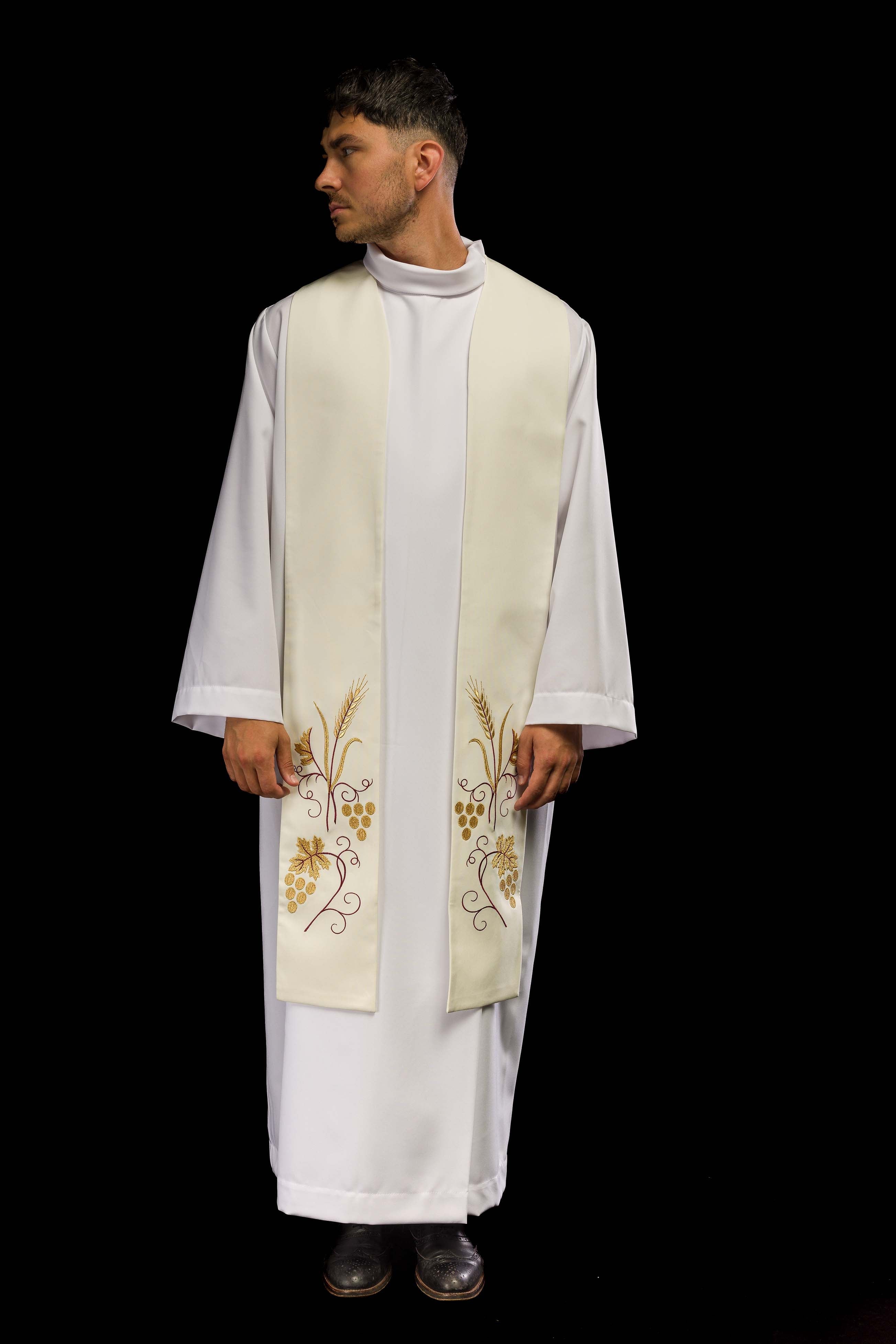 Embroidered stole of grapes and ears in ecru