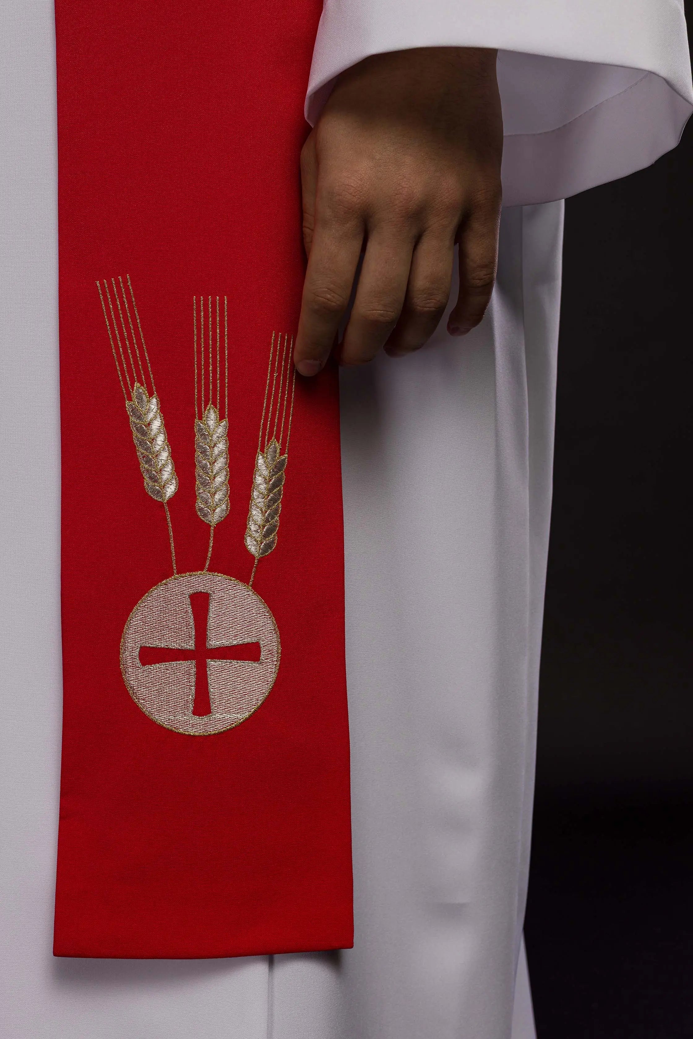 Red embroidered priest's stole Chalice, Ears and Grapes