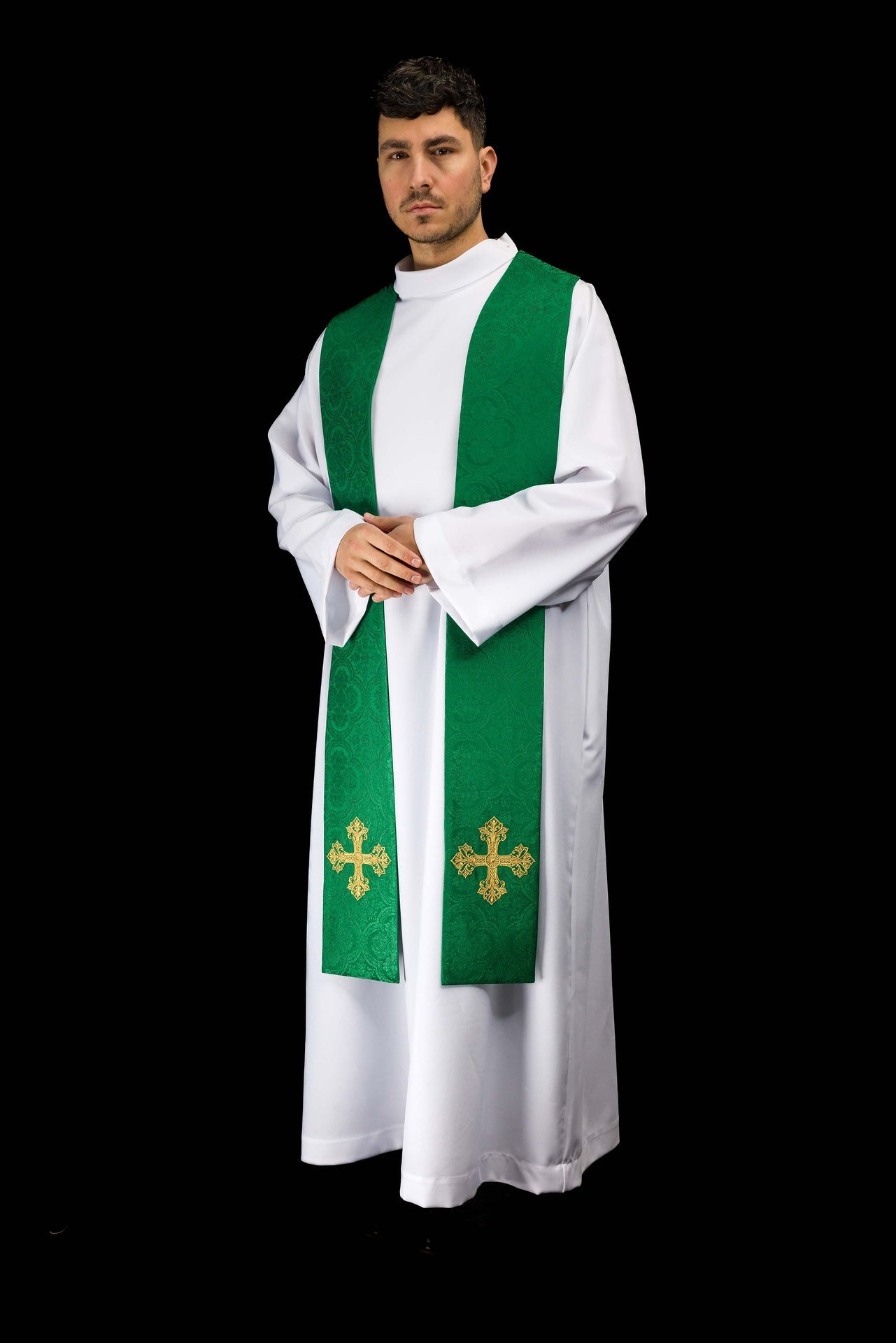 Stuła haftowana z motywem Krzyża zielona tkanina żakardowa - ORNATY.PL