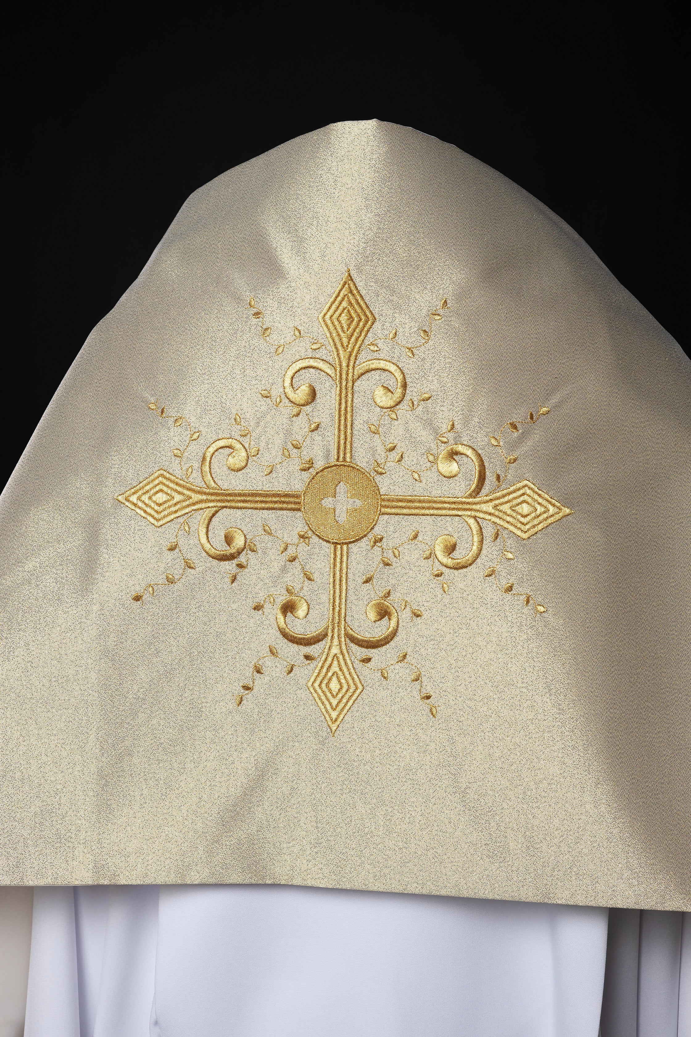 Liturgical veil with gold cross embroidery