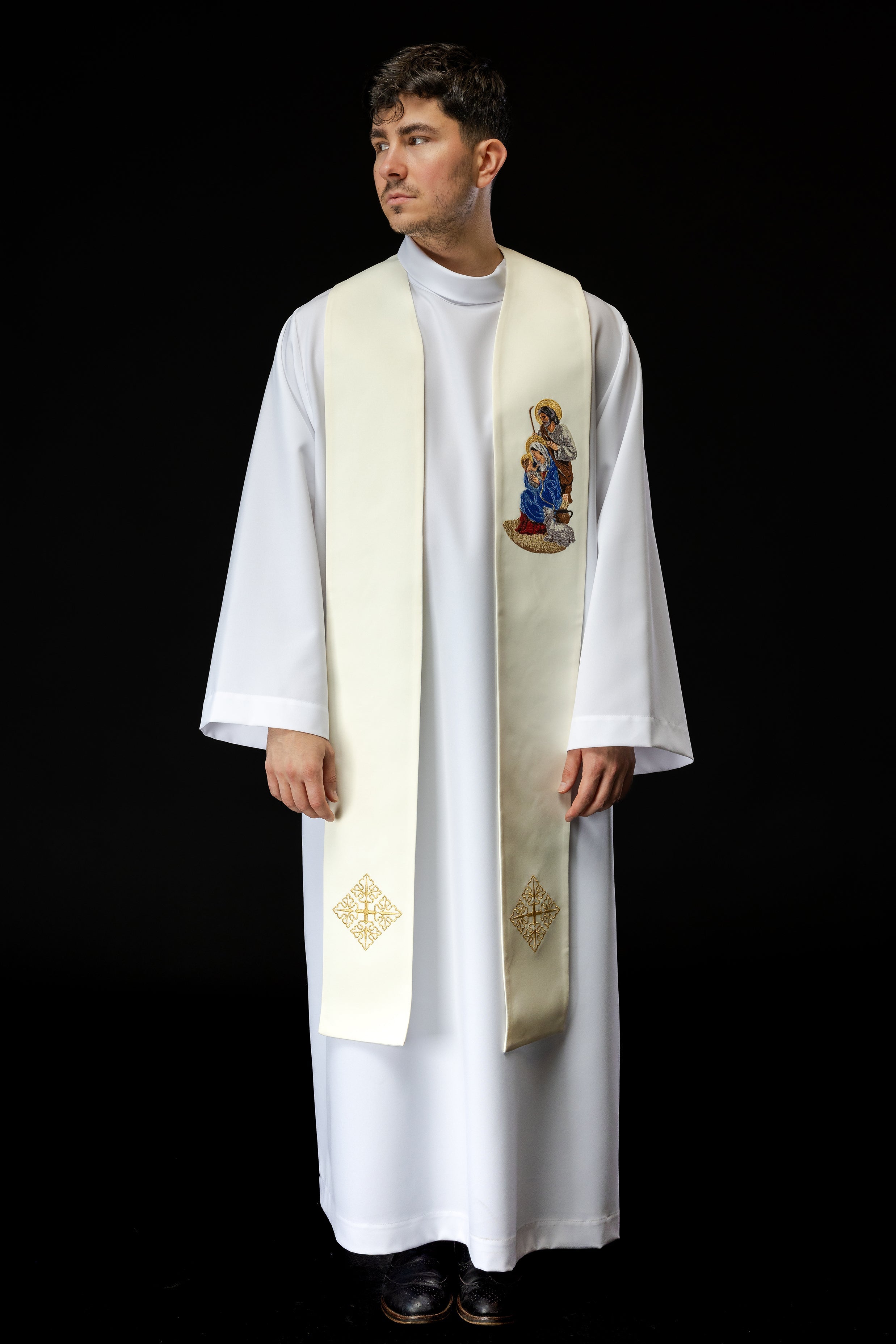 Embroidered stole with the image of the Holy Family for Christmas