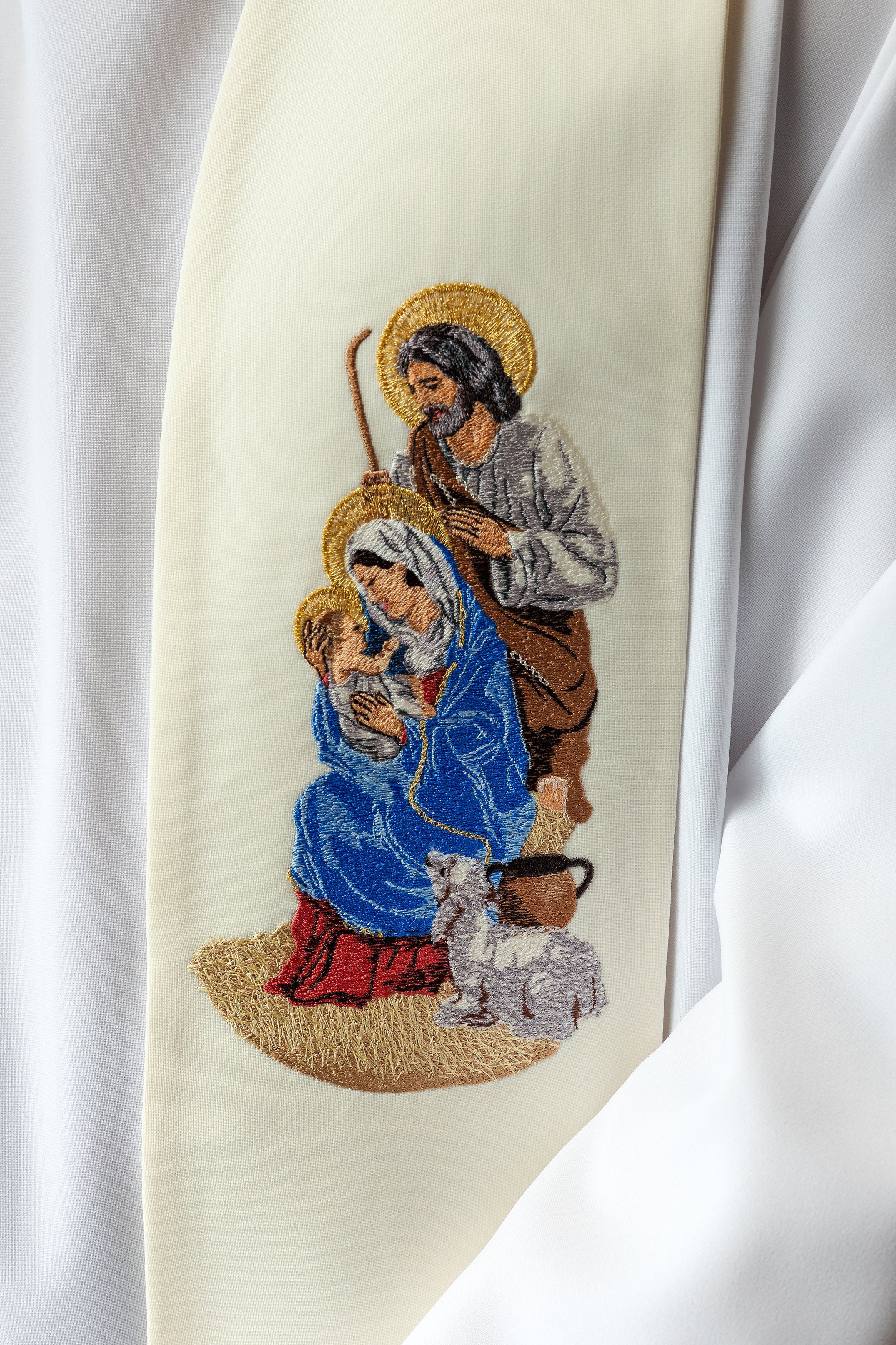 Embroidered stole with the image of the Holy Family for Christmas